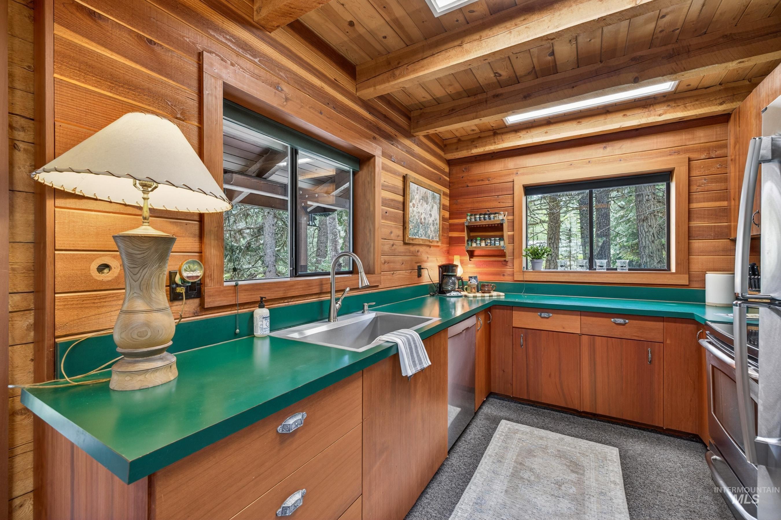 2339 W Mountain Road, Donnelly, Idaho 83615-0000, 4 Bedrooms, 3 Bathrooms, Residential For Sale, Price $1,250,000,MLS 98988434
