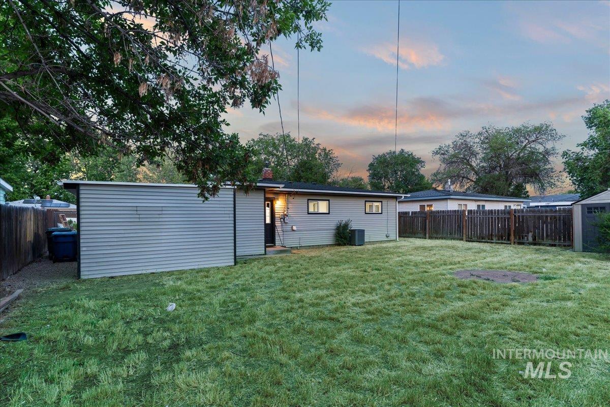 205 Baker Dr, Mountain Home, Idaho 83647, 4 Bedrooms, 1 Bathroom, Residential For Sale, Price $295,000,MLS 98988435