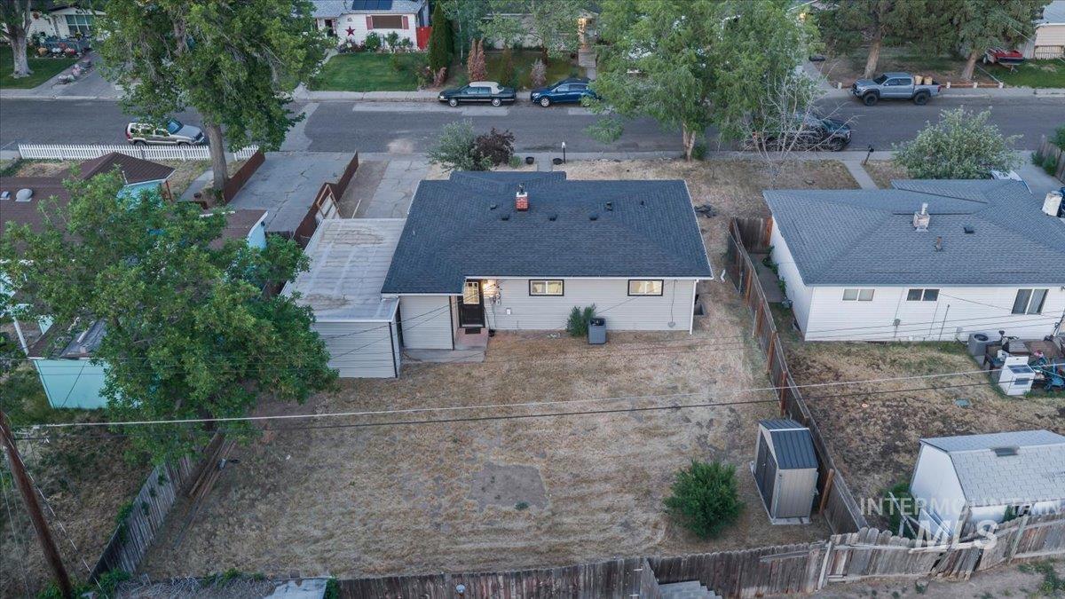 205 Baker Dr, Mountain Home, Idaho 83647, 4 Bedrooms, 1 Bathroom, Residential For Sale, Price $295,000,MLS 98988435