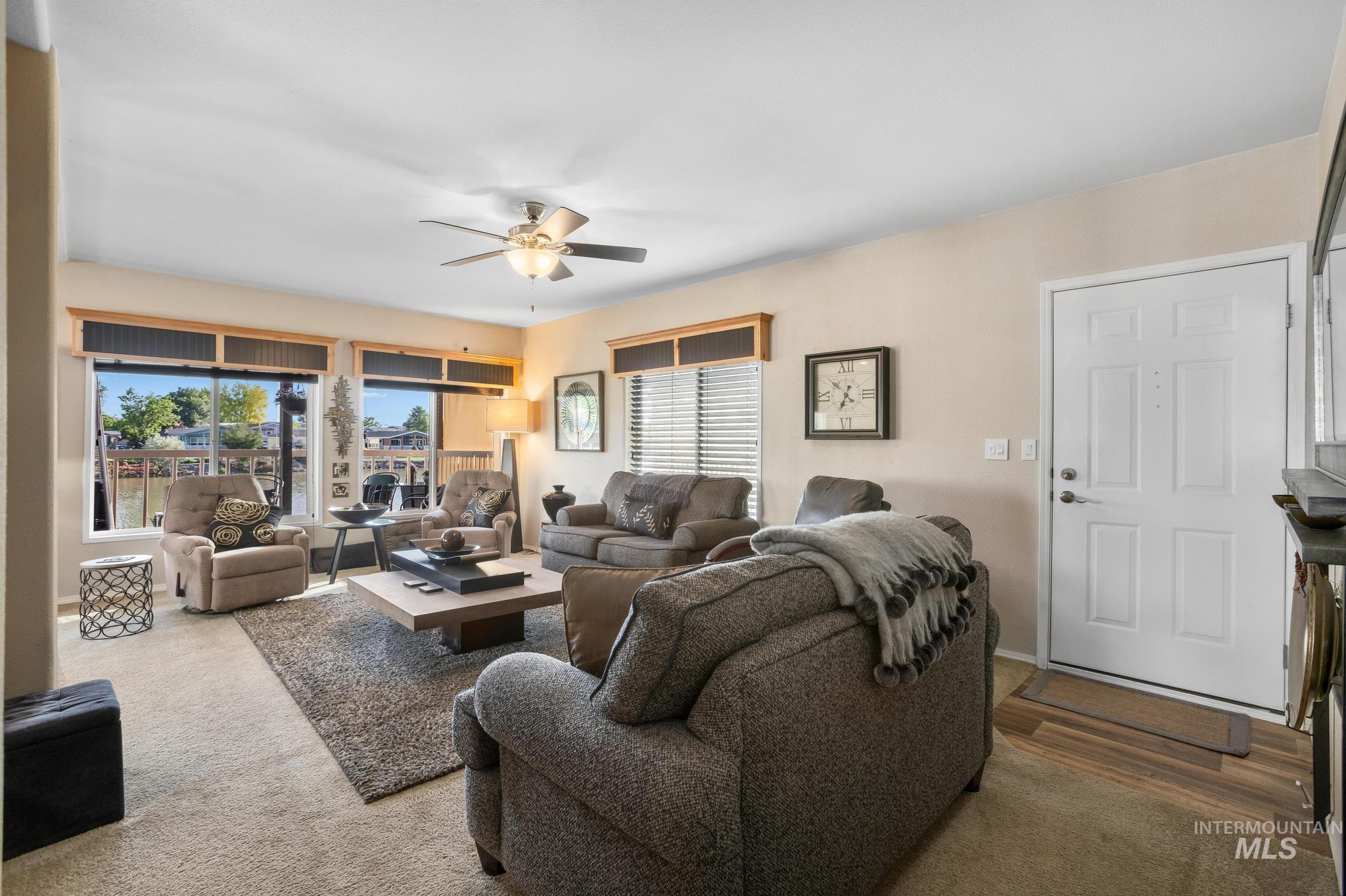 2247 E Blue Lake Ln, Boise, Idaho 83716, 3 Bedrooms, 2 Bathrooms, Residential For Sale, Price $247,900,MLS 98988437