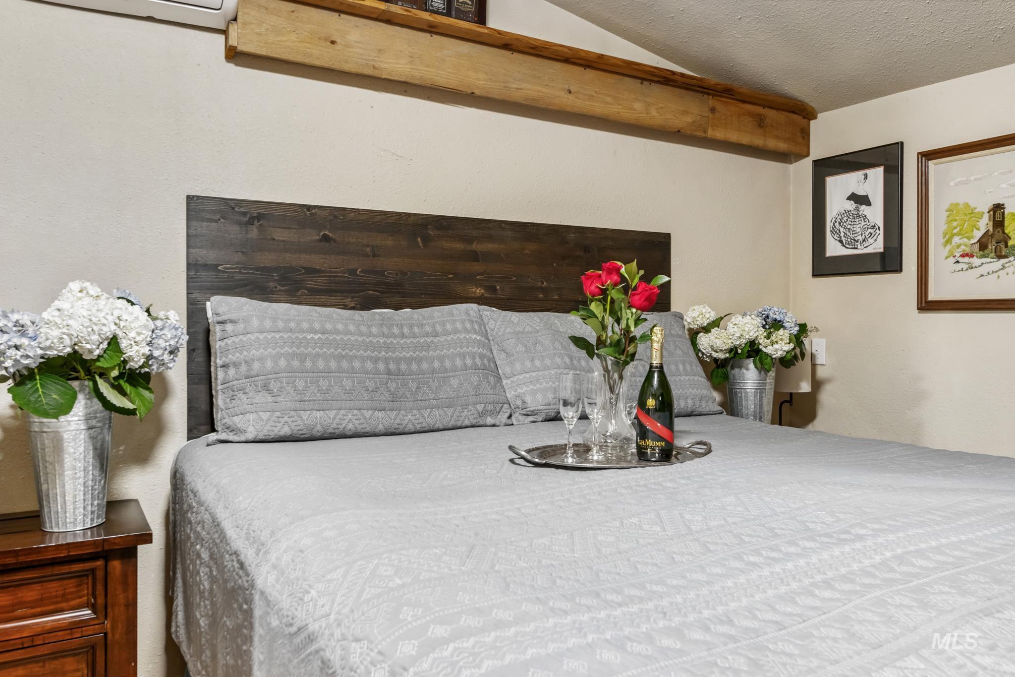 204 Main Street, Idaho City, Idaho 83631, 1 Bedroom, 3 Bathrooms, Residential For Sale, Price $699,000,MLS 98988442