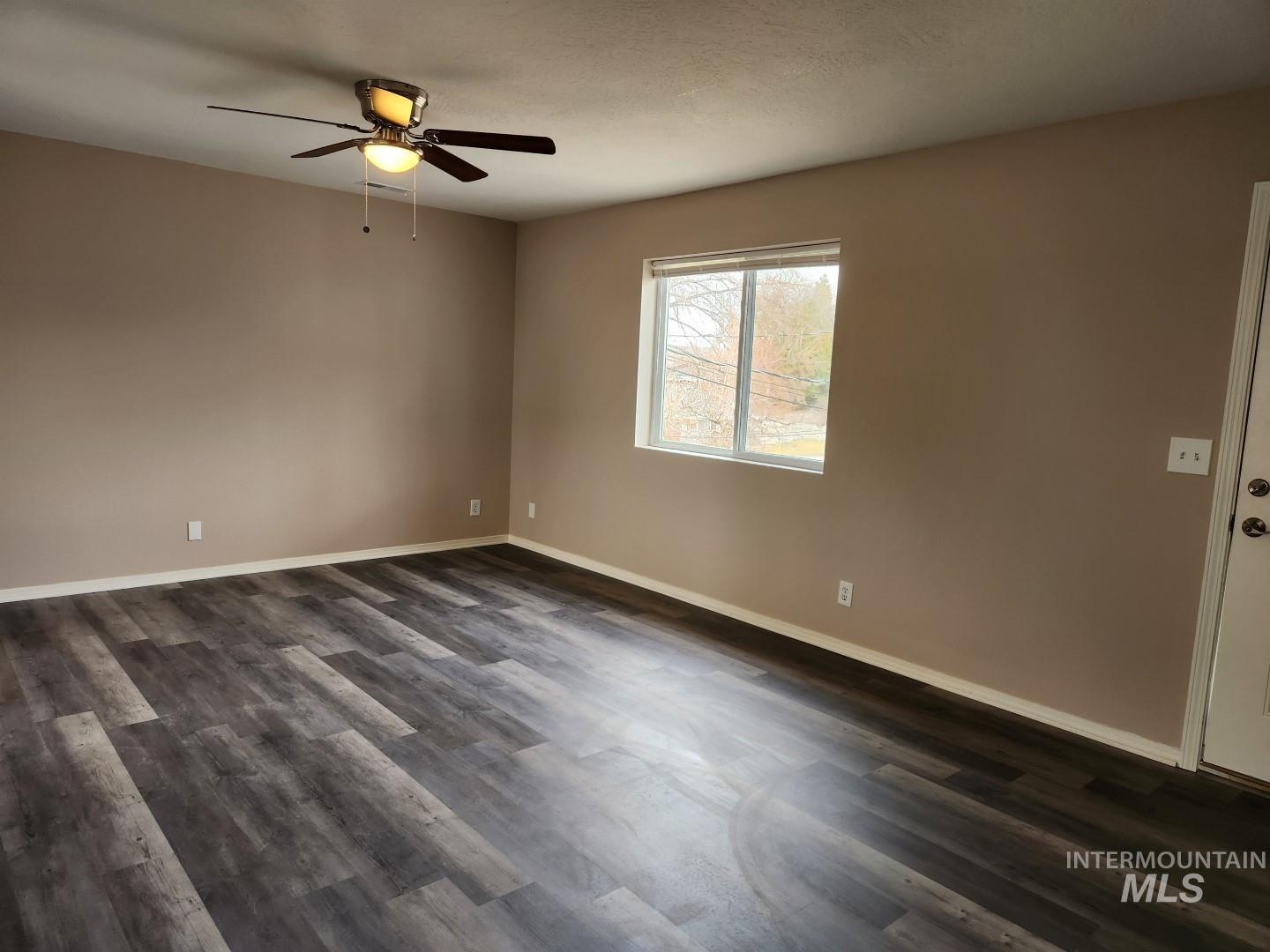 1974 Decker, Payette, Idaho 83661, 2 Bedrooms, 1 Bathroom, Rental For Rent, Price $1,300,MLS 98988448