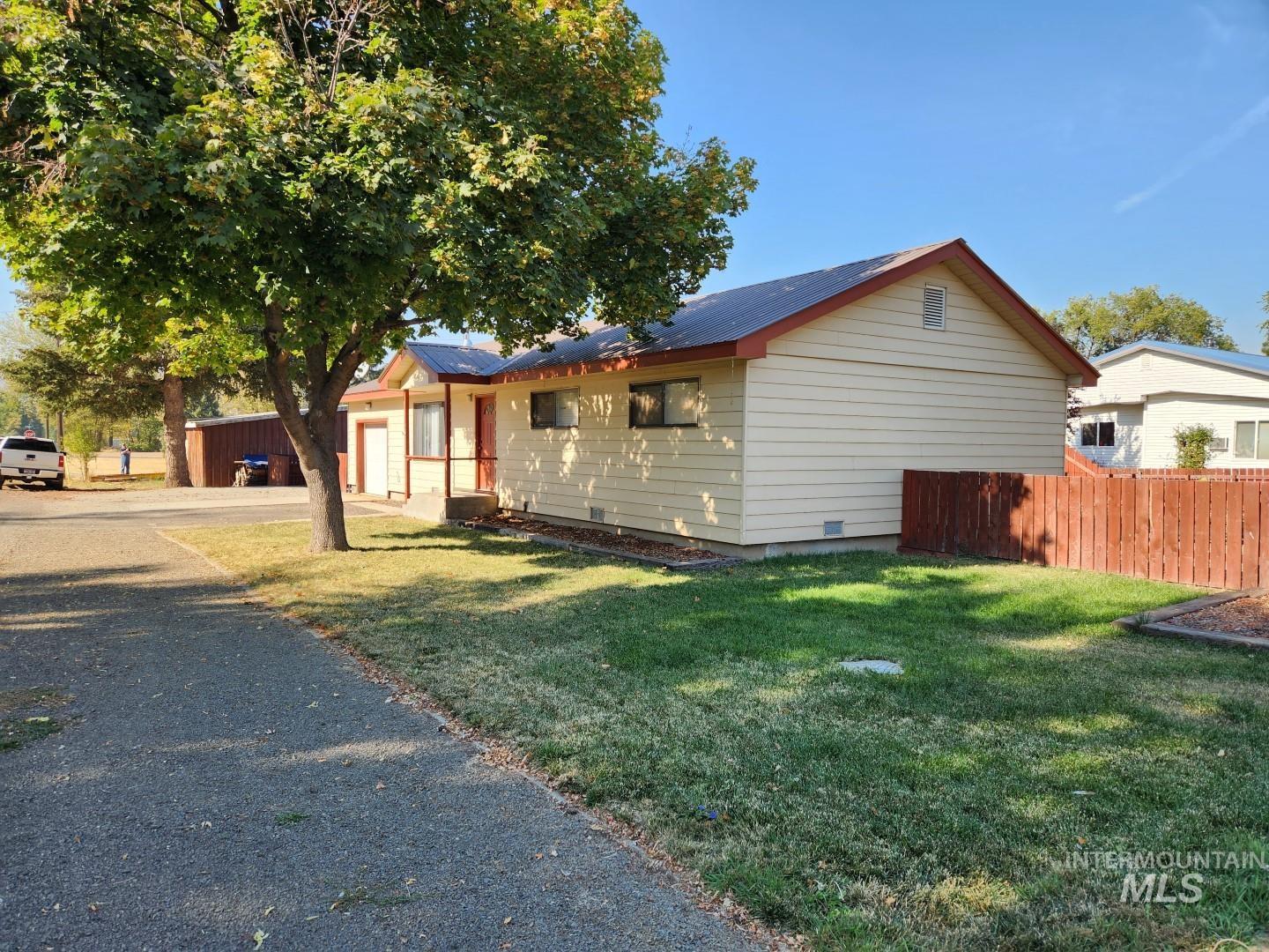 106 E Whiteley, Council, Idaho 83612, 3 Bedrooms, 1 Bathroom, Rental For Rent, Price $1,350,MLS 98988450