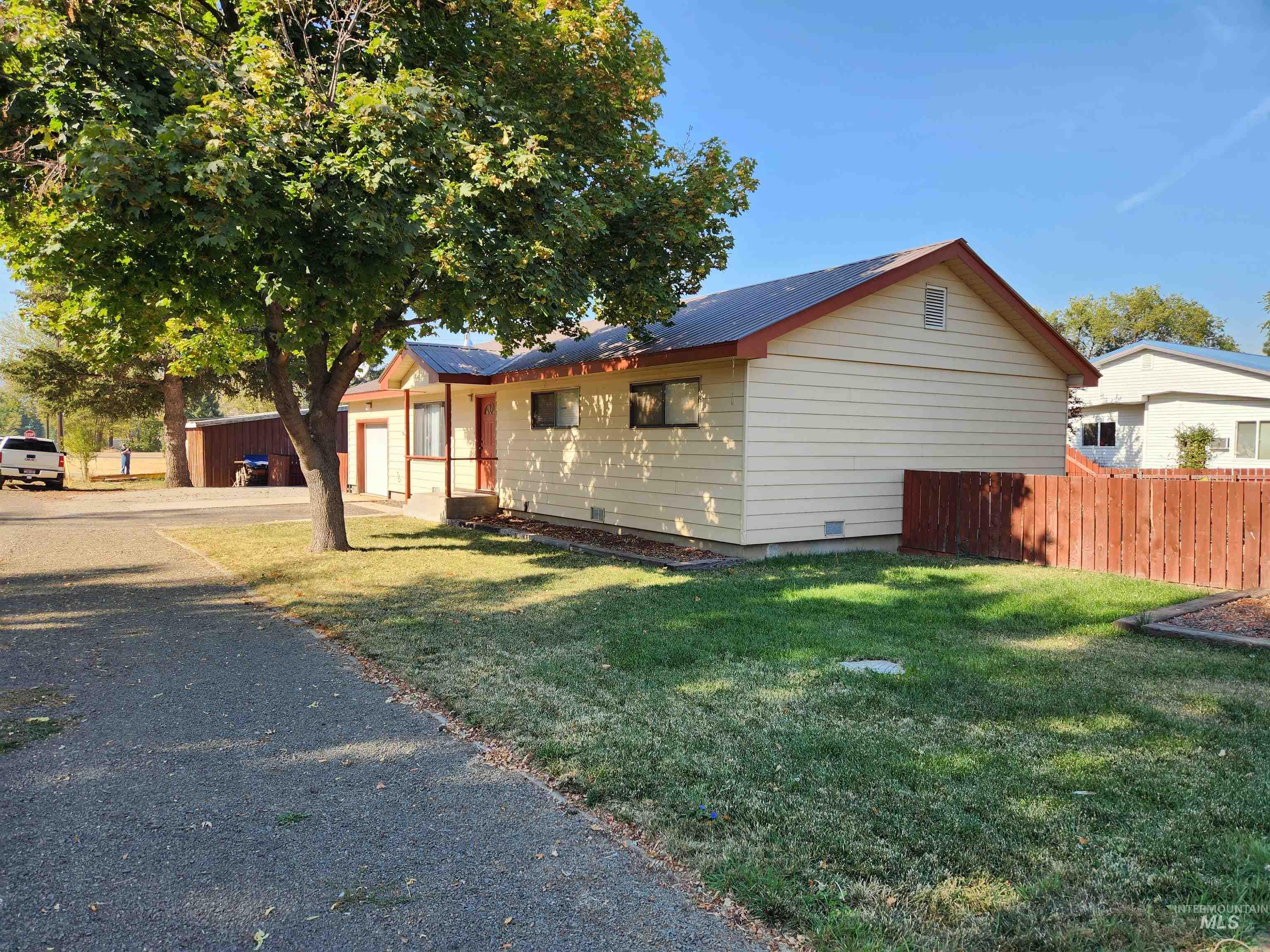 106 E Whiteley, Council, Idaho 83612, 3 Bedrooms, 1 Bathroom, Rental For Rent, Price $1,350,MLS 98988450