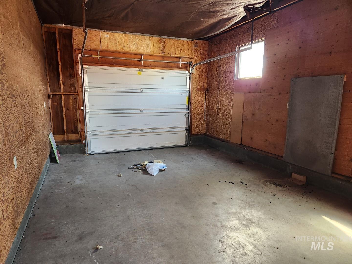 106 E Whiteley, Council, Idaho 83612, 3 Bedrooms, 1 Bathroom, Rental For Rent, Price $1,350,MLS 98988450
