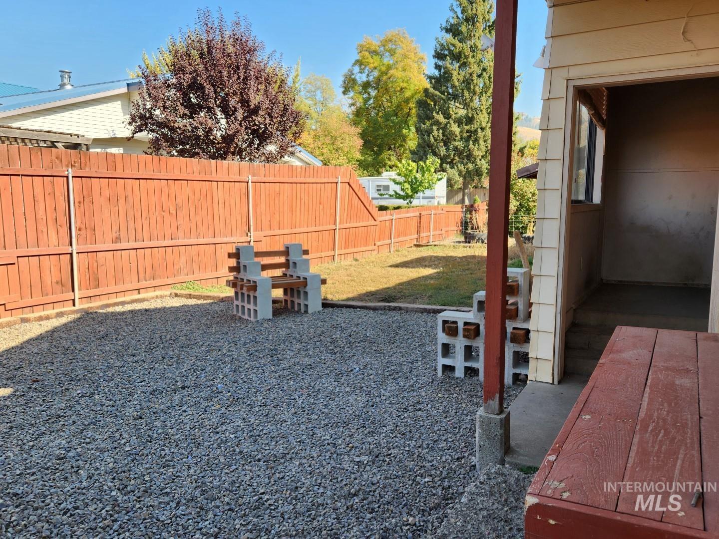 106 E Whiteley, Council, Idaho 83612, 3 Bedrooms, 1 Bathroom, Rental For Rent, Price $1,350,MLS 98988450