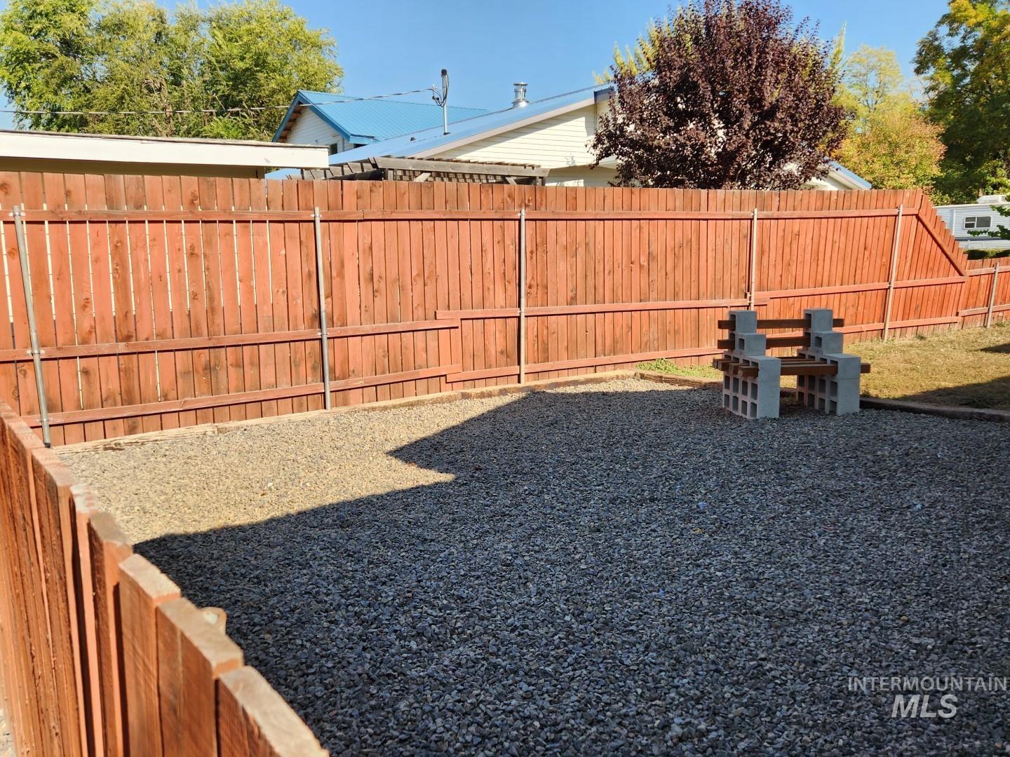 106 E Whiteley, Council, Idaho 83612, 3 Bedrooms, 1 Bathroom, Rental For Rent, Price $1,350,MLS 98988450