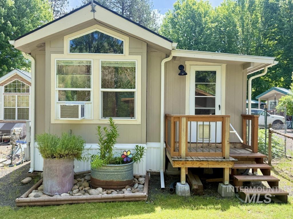 510 River Front Dr., Kooskia, Idaho 83530, 1 Bedroom, 1 Bathroom, Residential For Sale, Price $189,500,MLS 98988453