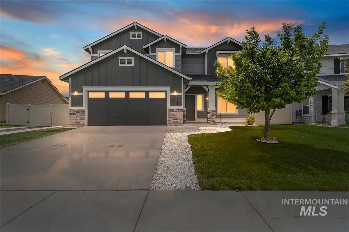 2051 W Melon Drive, Kuna, Idaho 83634, 5 Bedrooms, 2.5 Bathrooms, Residential For Sale, Price $529,900,MLS 98988454