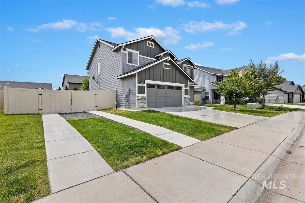 2051 W Melon Drive, Kuna, Idaho 83634, 5 Bedrooms, 2.5 Bathrooms, Residential For Sale, Price $529,900,MLS 98988454
