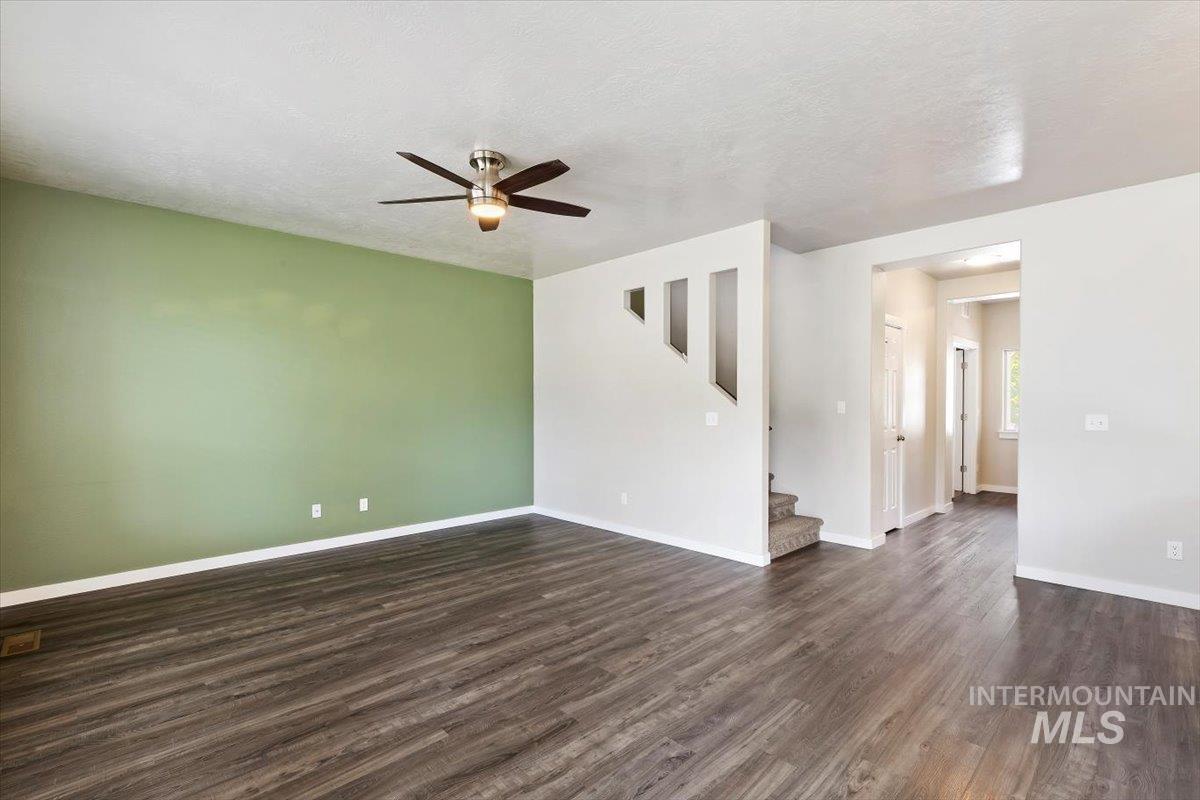 2051 W Melon Drive, Kuna, Idaho 83634, 5 Bedrooms, 2.5 Bathrooms, Residential For Sale, Price $529,900,MLS 98988454