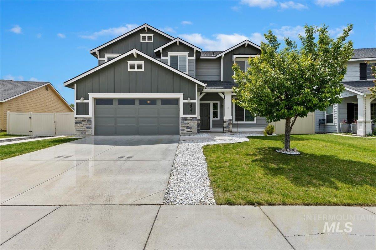 2051 W Melon Drive, Kuna, Idaho 83634, 5 Bedrooms, 2.5 Bathrooms, Residential For Sale, Price $529,900,MLS 98988454