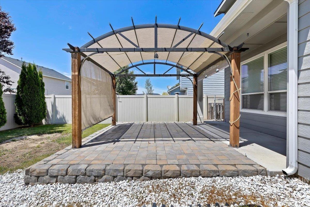 2051 W Melon Drive, Kuna, Idaho 83634, 5 Bedrooms, 2.5 Bathrooms, Residential For Sale, Price $529,900,MLS 98988454