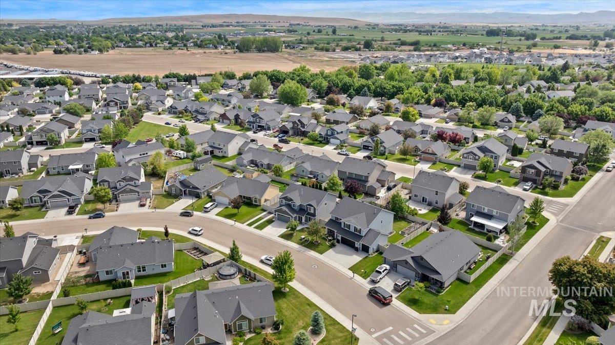 2051 W Melon Drive, Kuna, Idaho 83634, 5 Bedrooms, 2.5 Bathrooms, Residential For Sale, Price $529,900,MLS 98988454