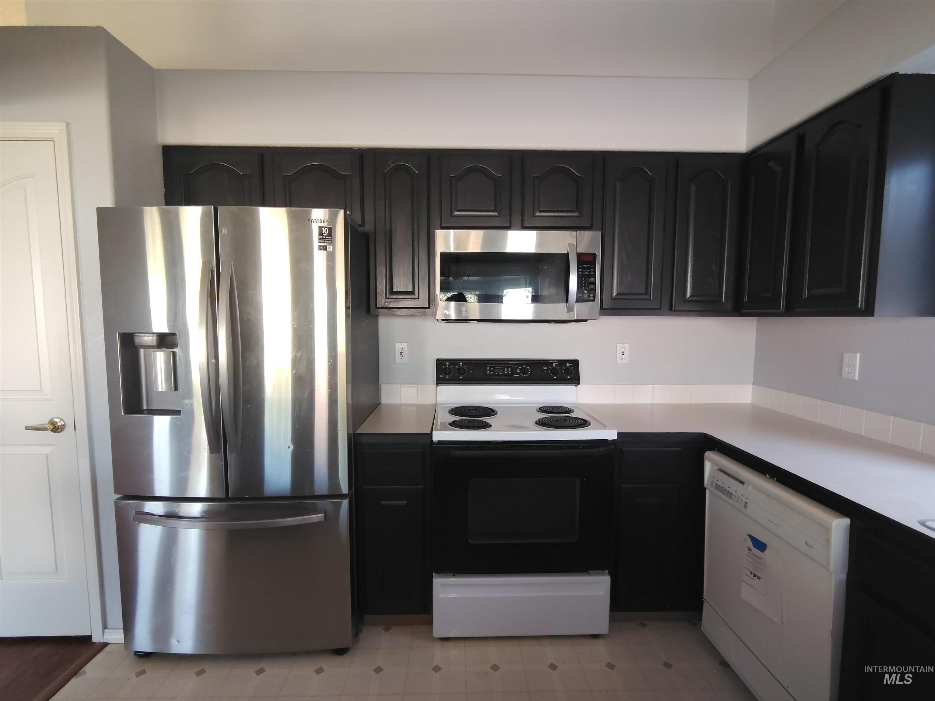 40 S Bingham St, Nampa, Idaho 83651-0000, 3 Bedrooms, 2 Bathrooms, Residential For Sale, Price $290,000,MLS 98988457