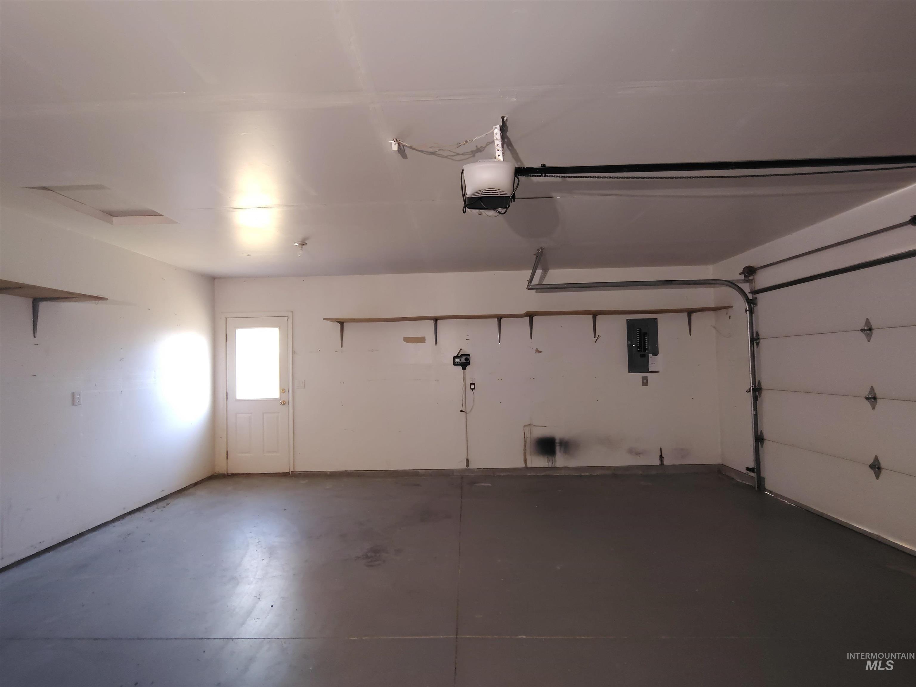 40 S Bingham St, Nampa, Idaho 83651-0000, 3 Bedrooms, 2 Bathrooms, Residential For Sale, Price $290,000,MLS 98988457