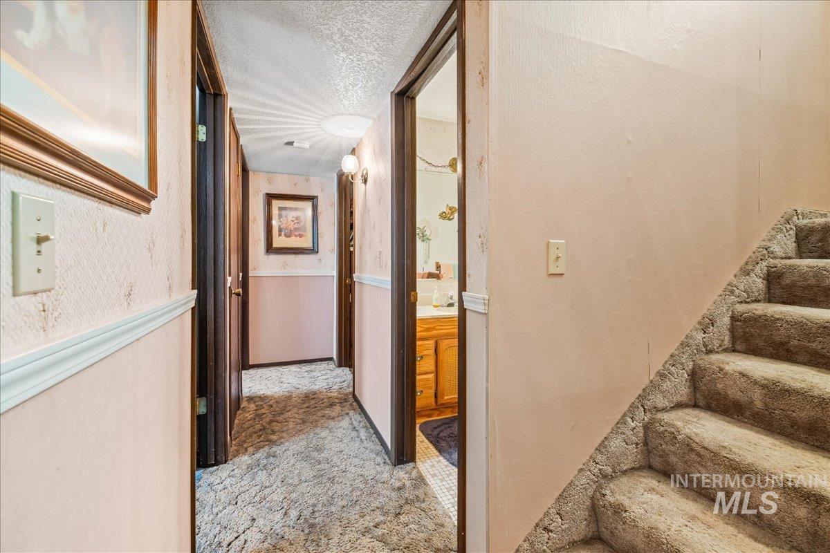 2503 Lyle Ct, Nampa, Idaho 83651, 3 Bedrooms, 3 Bathrooms, Residential For Sale, Price $715,000,MLS 98988458