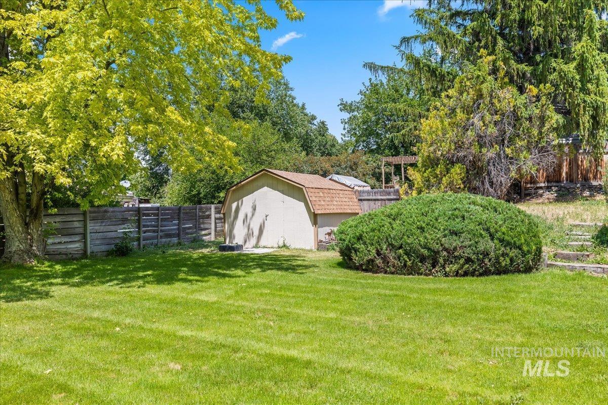2503 Lyle Ct, Nampa, Idaho 83651, 3 Bedrooms, 3 Bathrooms, Residential For Sale, Price $715,000,MLS 98988458