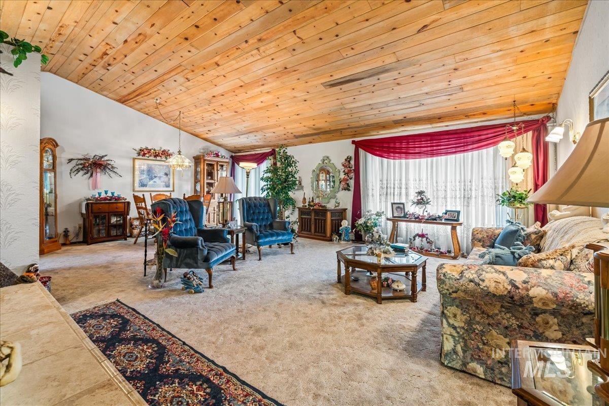 2503 Lyle Ct, Nampa, Idaho 83651, 3 Bedrooms, 3 Bathrooms, Residential For Sale, Price $715,000,MLS 98988458