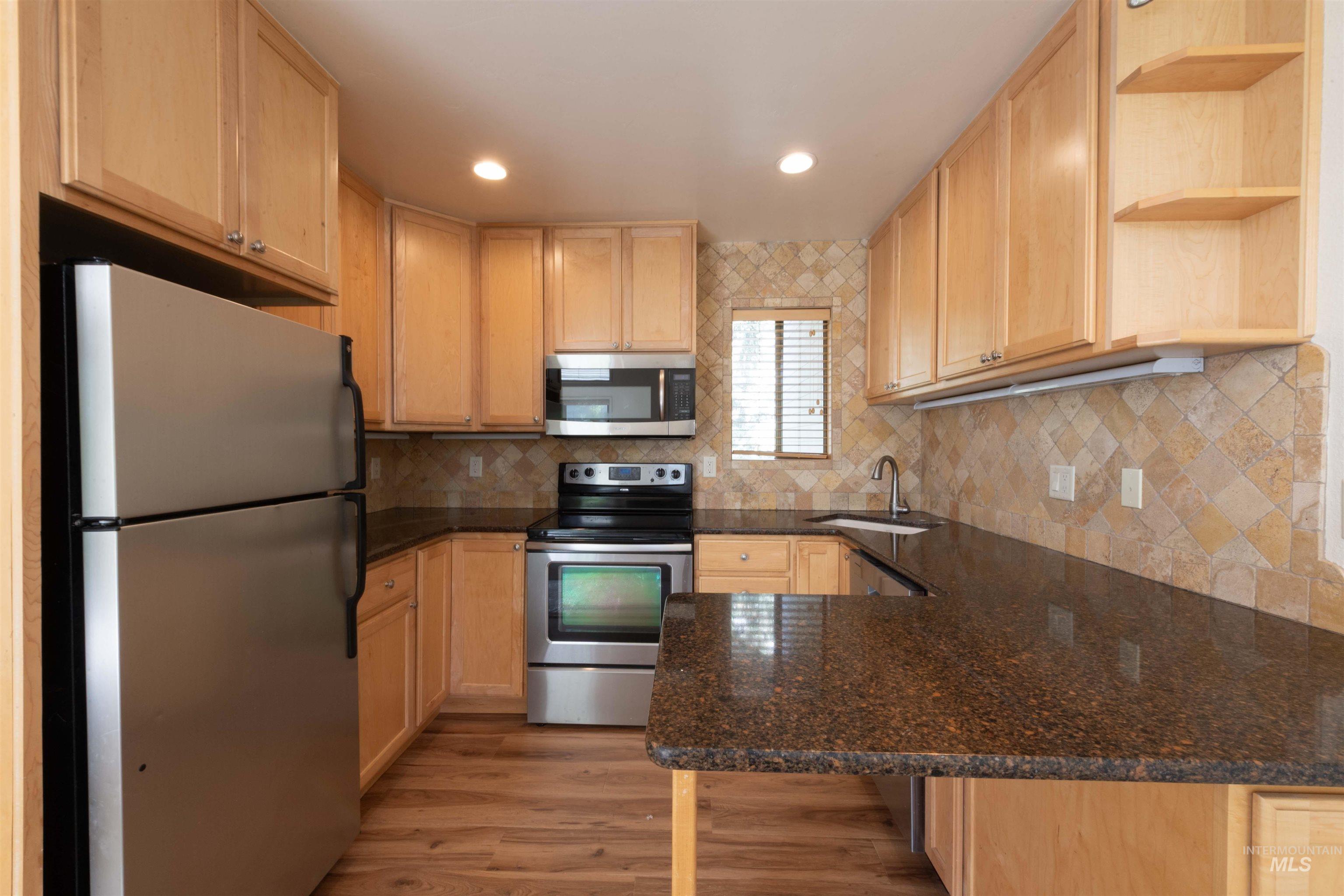2459 Indian Springs Condo Dr, Sun Valley, Idaho 83353, 3 Bedrooms, 2 Bathrooms, Residential For Sale, Price $675,000,MLS 98988460