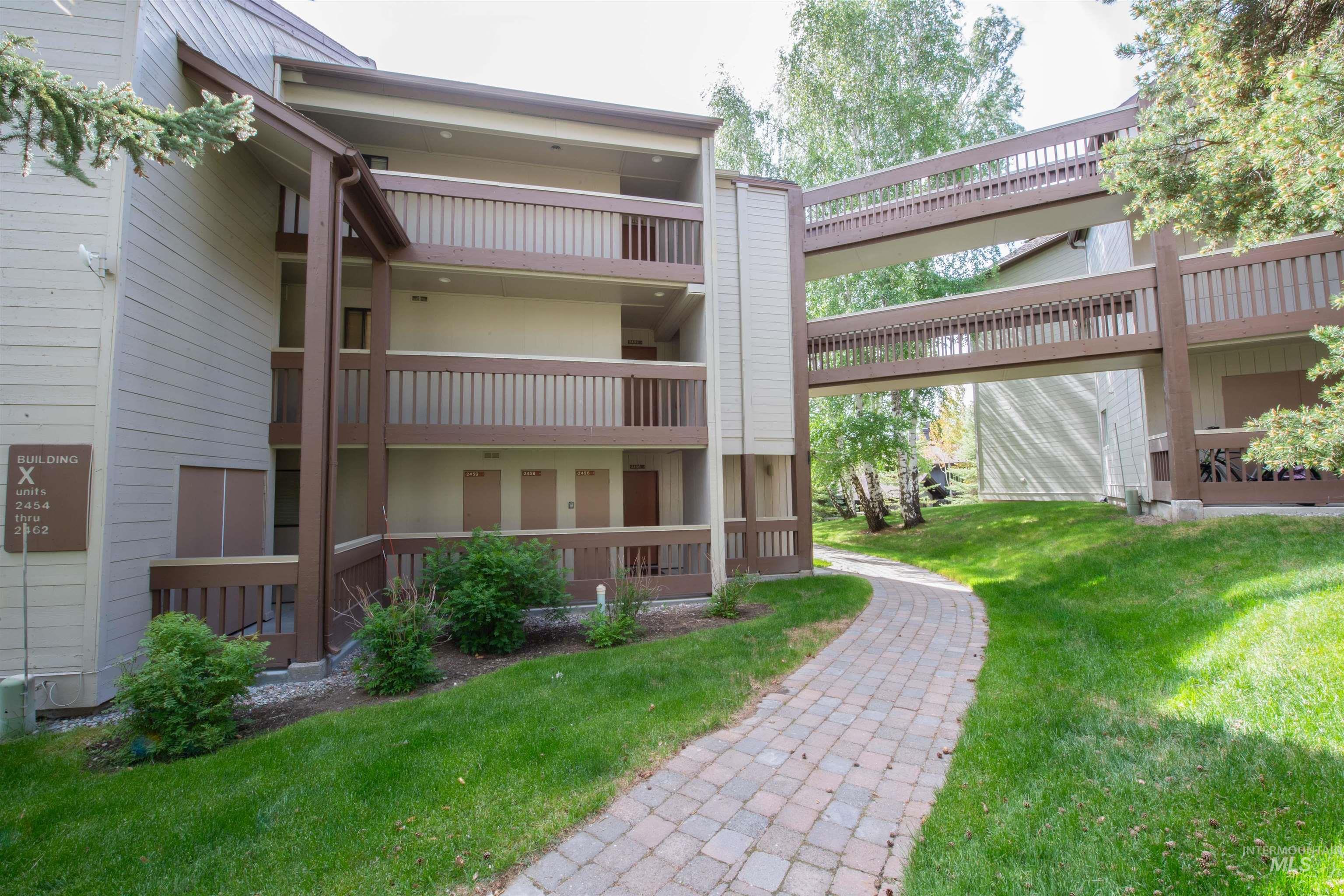 2459 Indian Springs Condo Dr, Sun Valley, Idaho 83353, 3 Bedrooms, 2 Bathrooms, Residential For Sale, Price $675,000,MLS 98988460