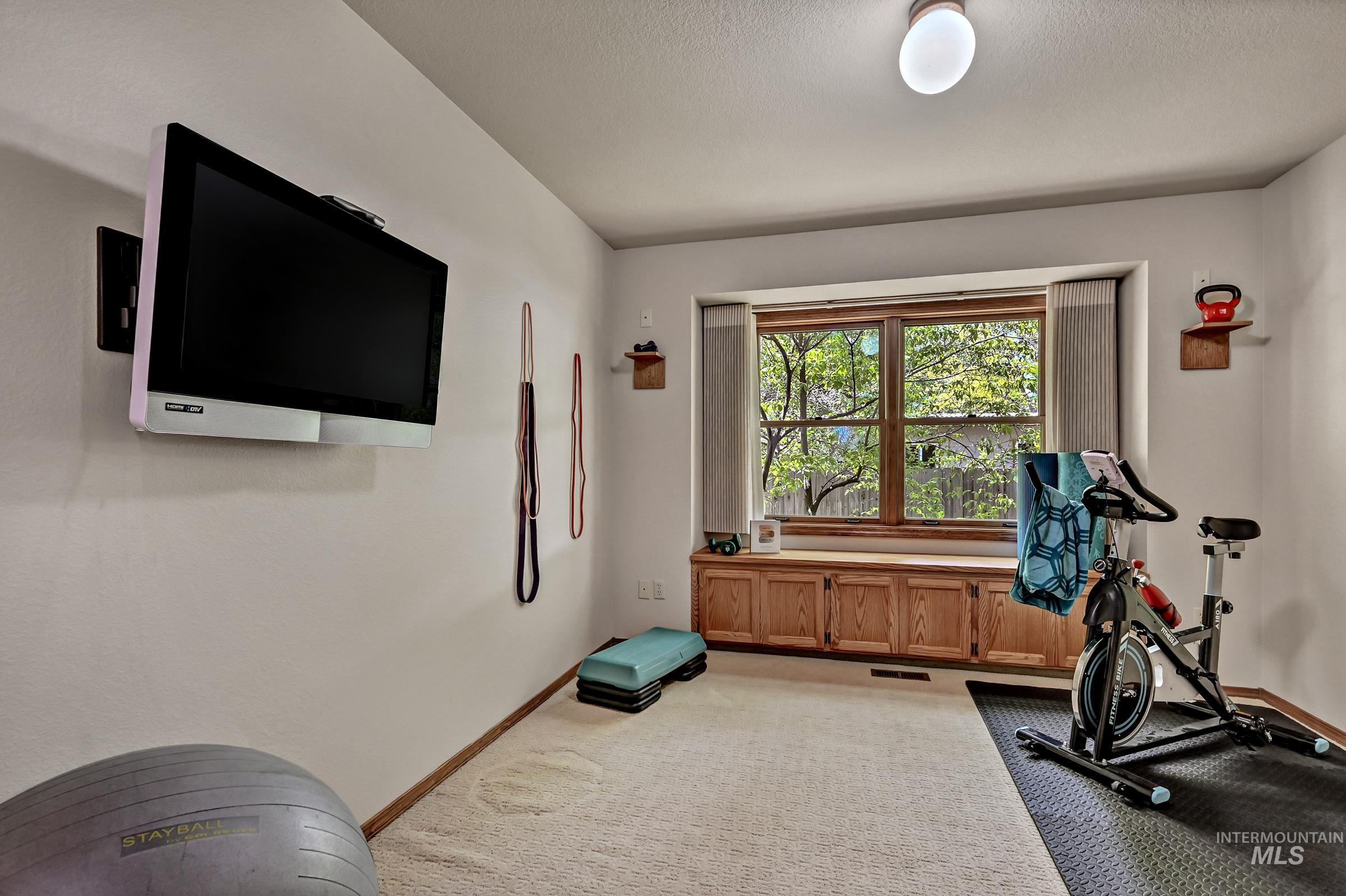6319 W Montana Ave., Boise, Idaho 83704, 4 Bedrooms, 3 Bathrooms, Residential For Sale, Price $995,000,MLS 98988461