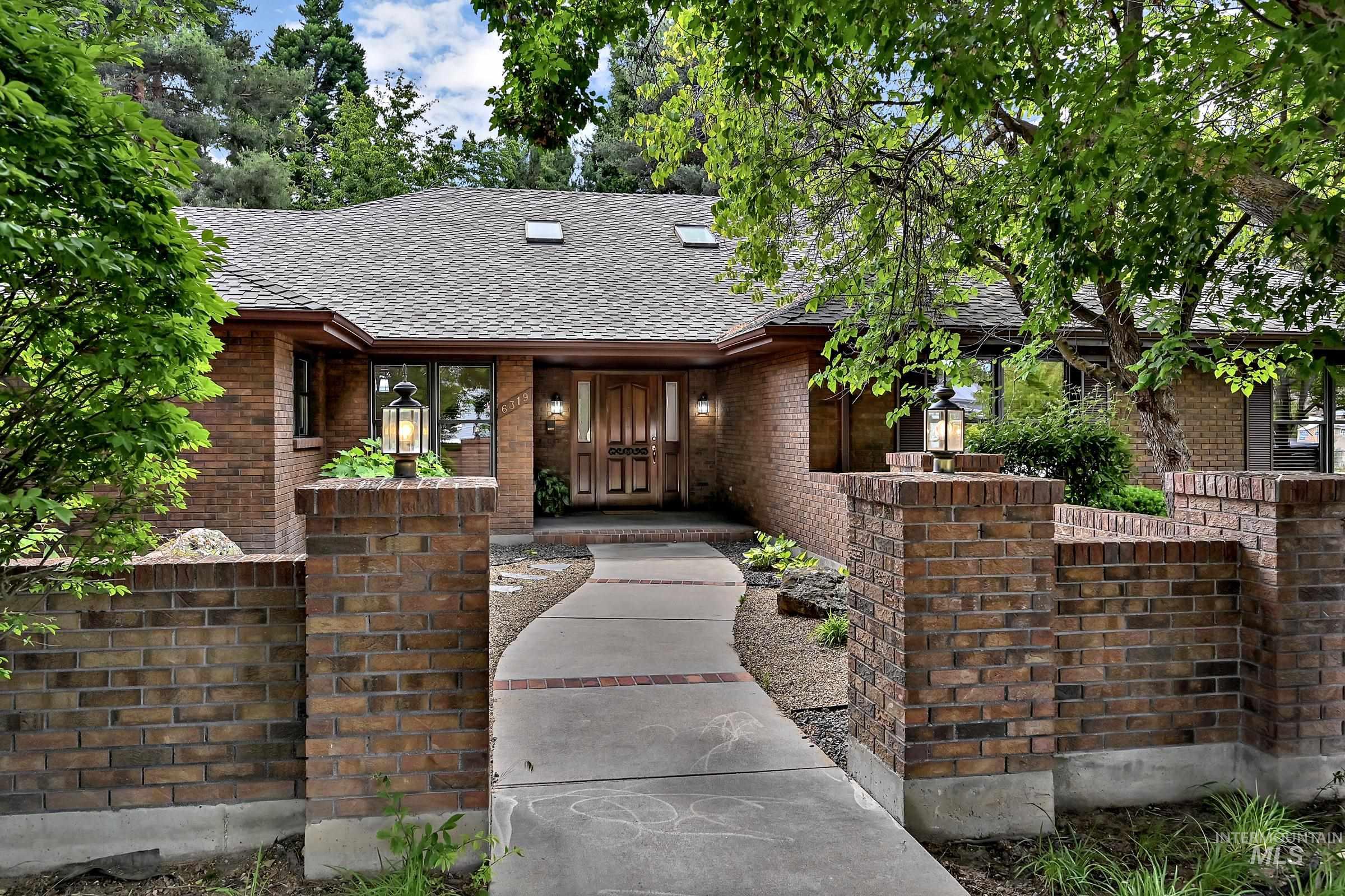 6319 W Montana Ave., Boise, Idaho 83704, 4 Bedrooms, 3 Bathrooms, Residential For Sale, Price $995,000,MLS 98988461
