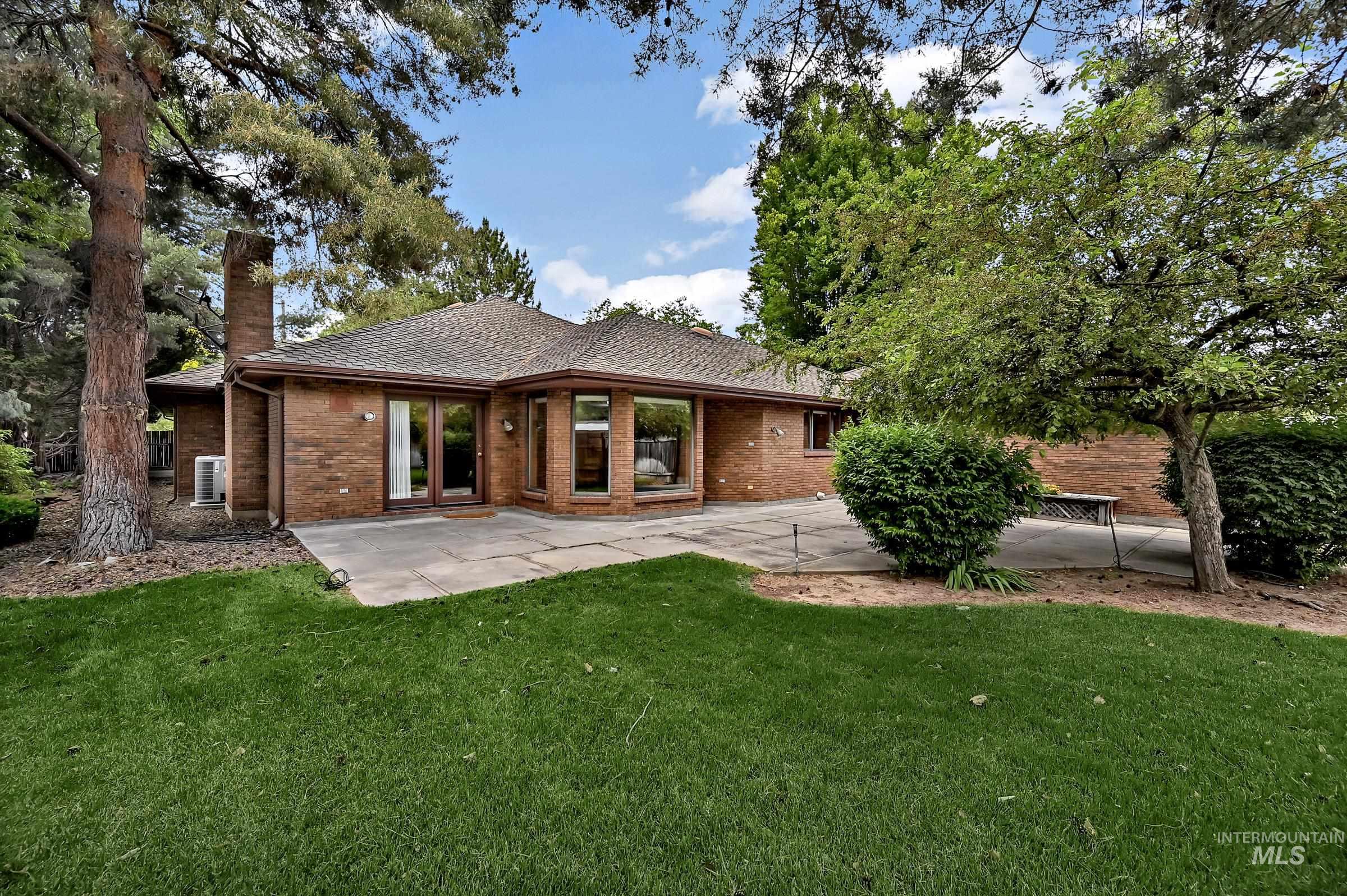 6319 W Montana Ave., Boise, Idaho 83704, 4 Bedrooms, 3 Bathrooms, Residential For Sale, Price $995,000,MLS 98988461