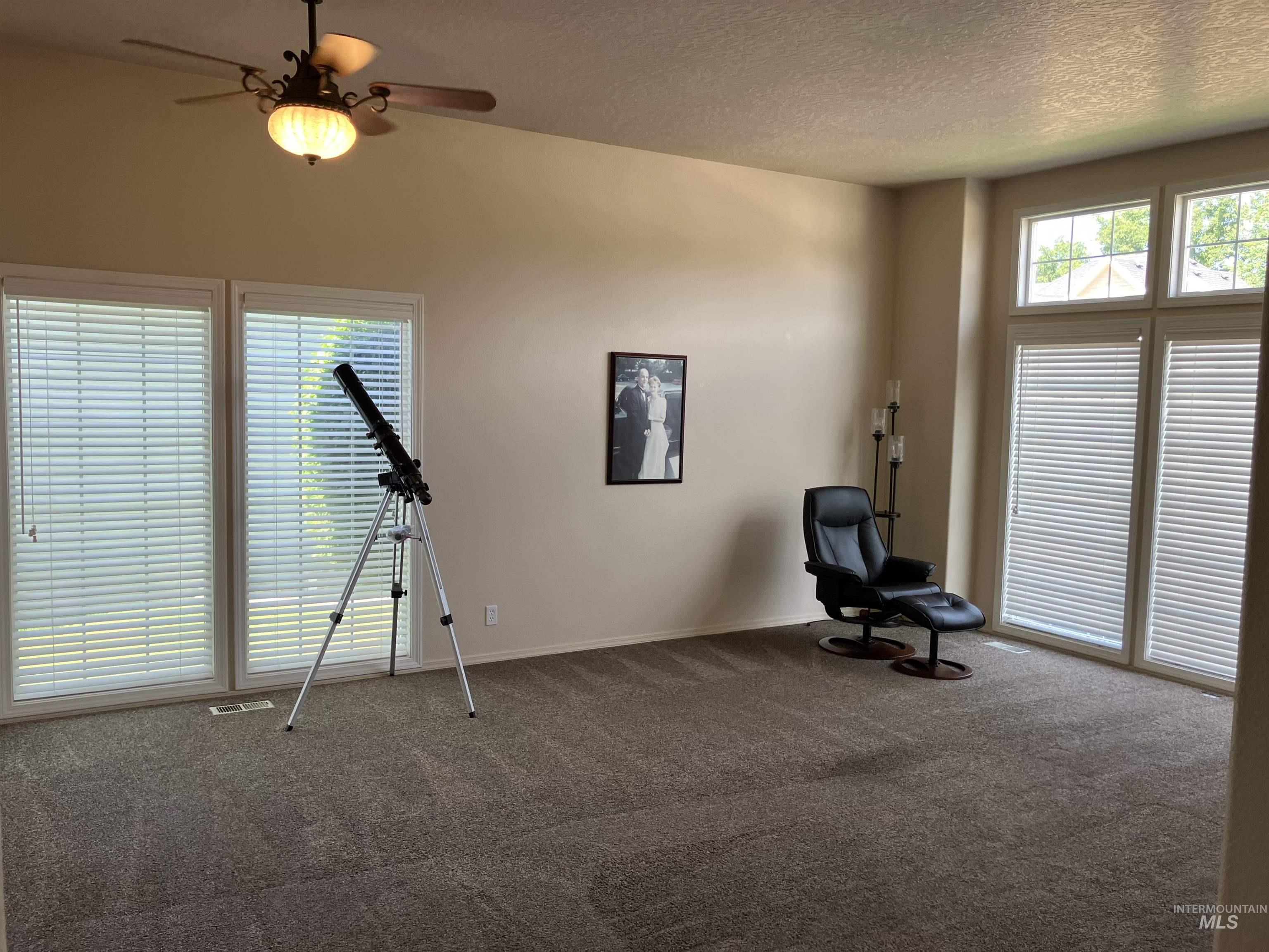 2168 N Glennfield Way, Meridian, Idaho 83646-1282, 3 Bedrooms, 2 Bathrooms, Residential For Sale, Price $479,900,MLS 98988473