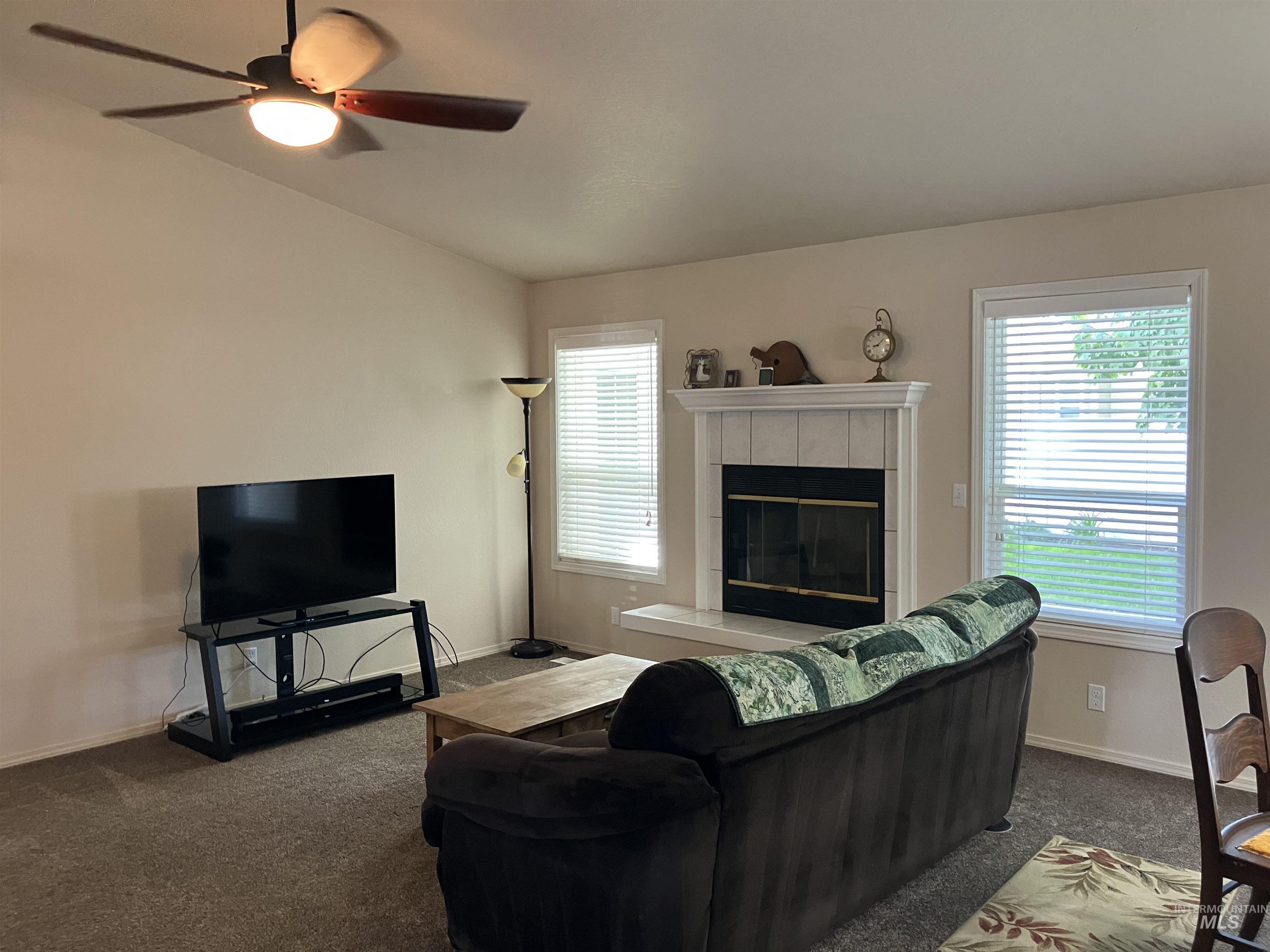 2168 N Glennfield Way, Meridian, Idaho 83646-1282, 3 Bedrooms, 2 Bathrooms, Residential For Sale, Price $479,900,MLS 98988473