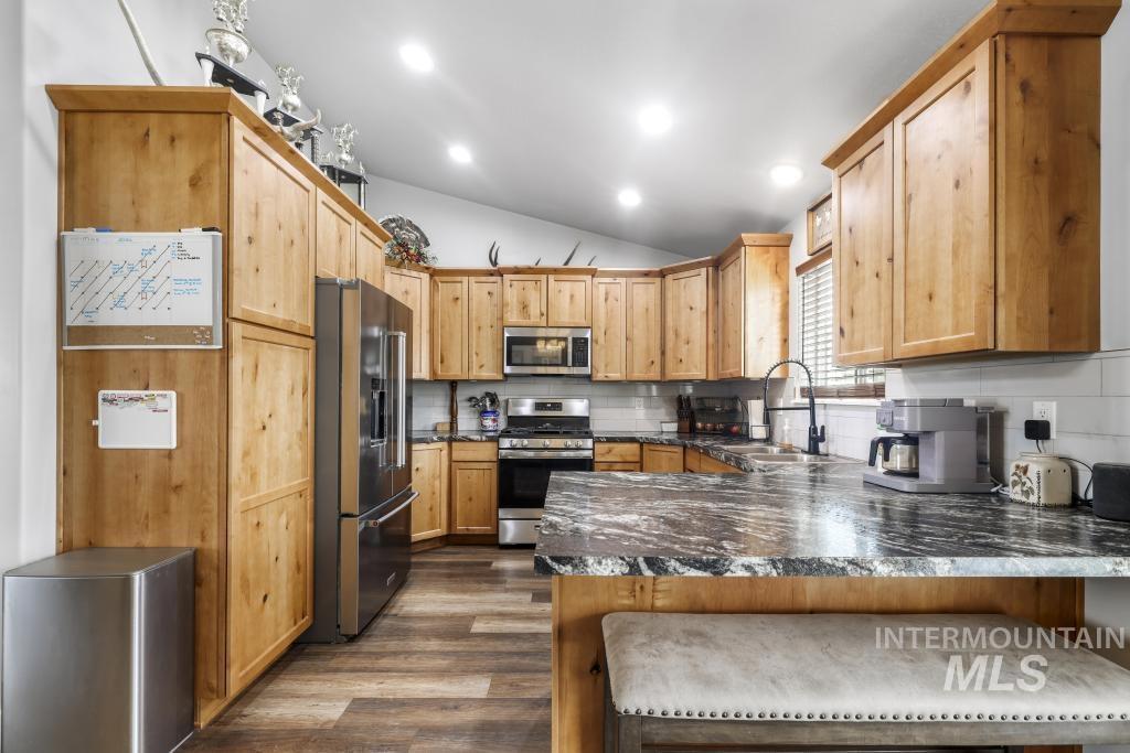 1025 Elk Butte Dr., Kimberly, Idaho 83341, 3 Bedrooms, 2 Bathrooms, Residential For Sale, Price $395,000, 98988474