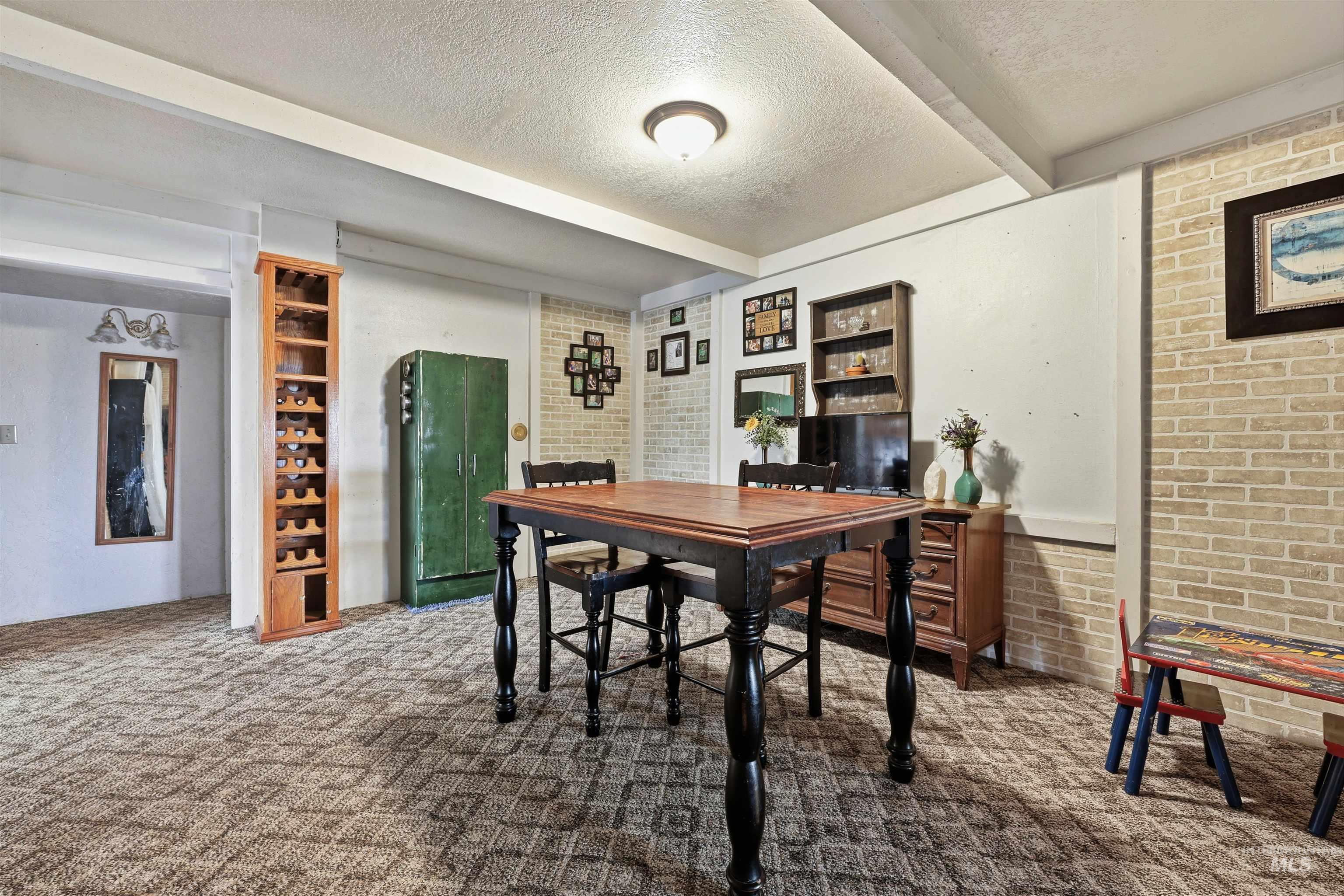30327 Hexon Rd., Parma, Idaho 83660, 3 Bedrooms, 2 Bathrooms, Residential For Sale, Price $411,000, 98988477