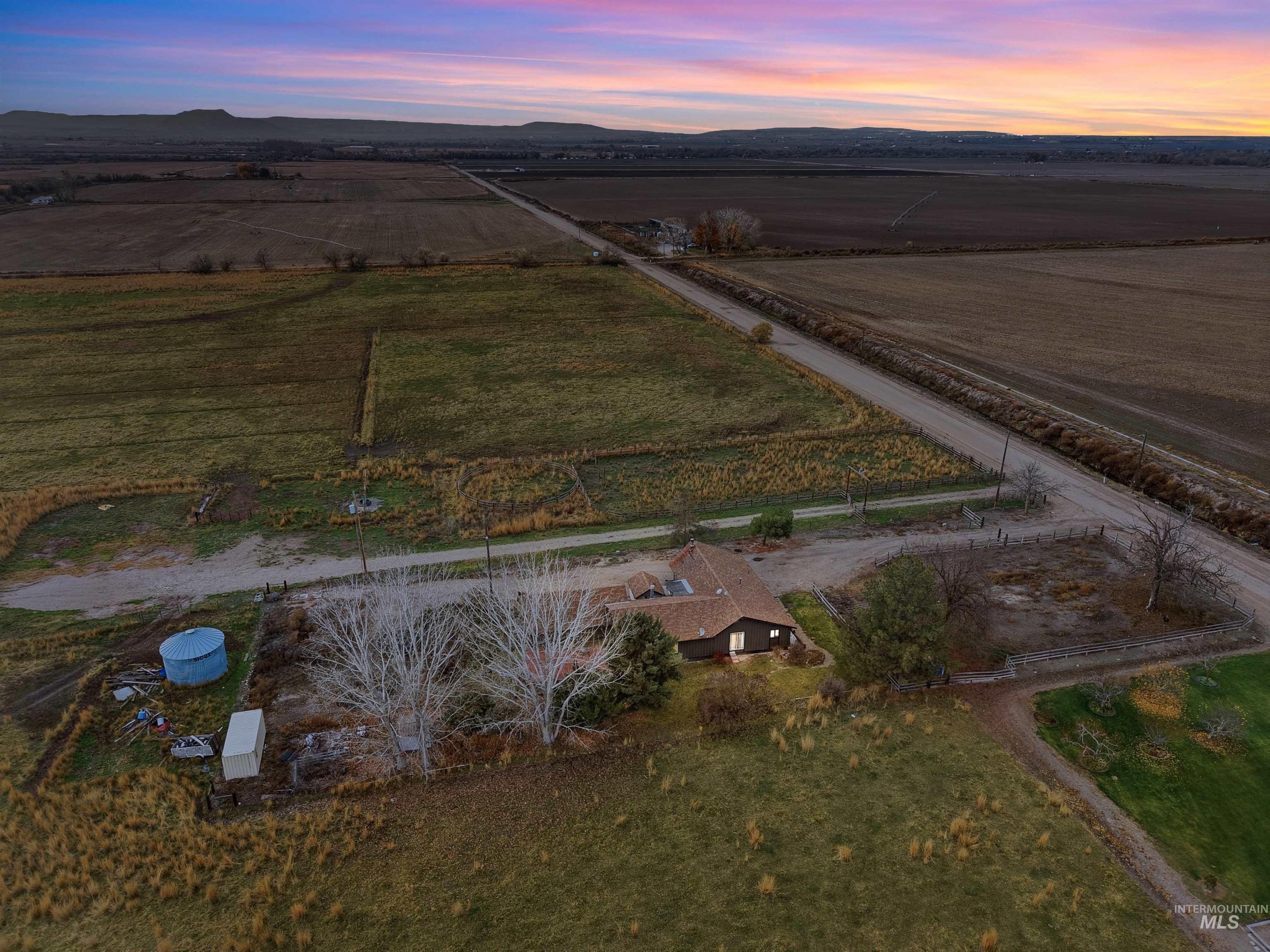 30327 Hexon Rd., Parma, Idaho 83660, 3 Bedrooms, 2 Bathrooms, Residential For Sale, Price $411,000, 98988477