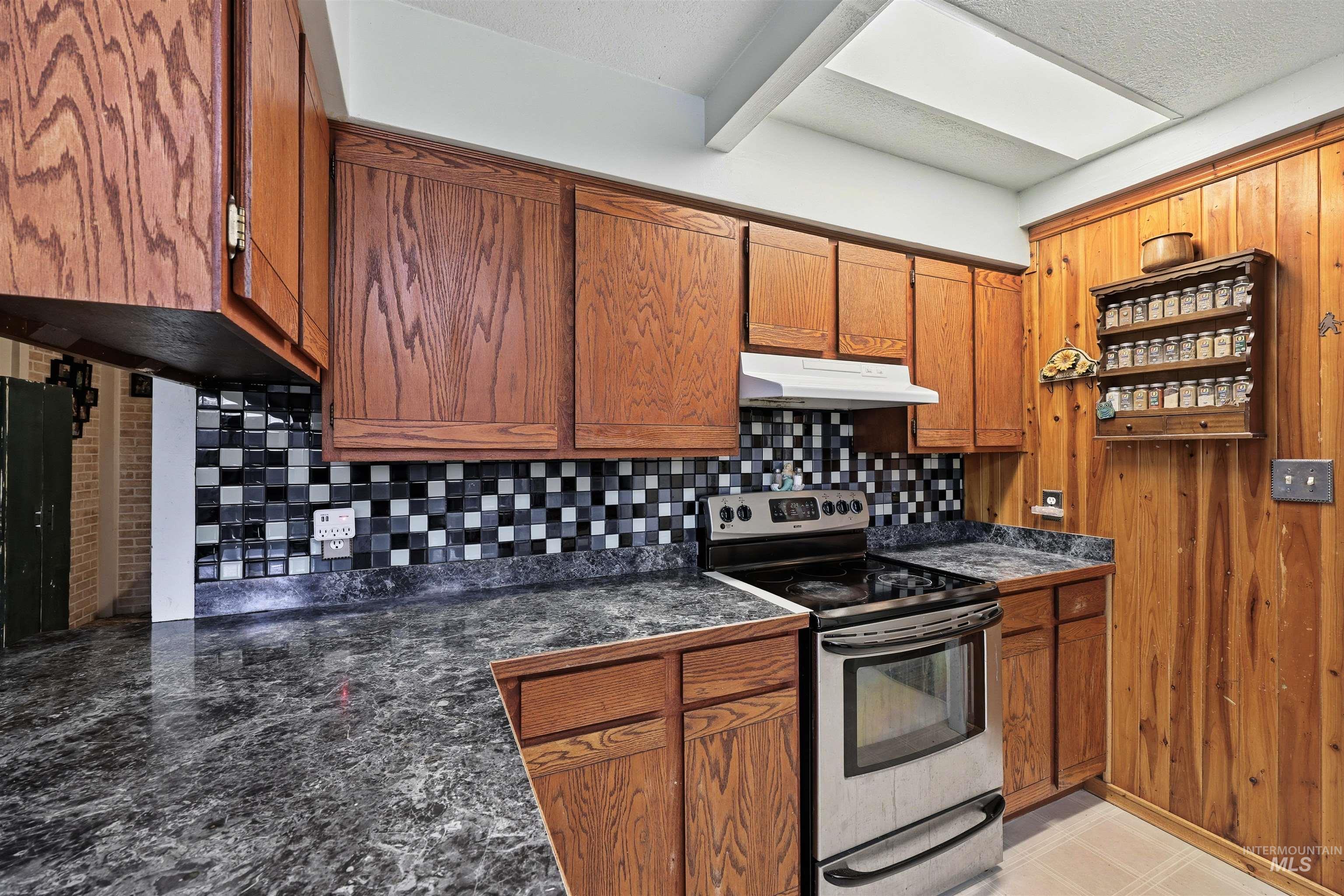 30327 Hexon Rd., Parma, Idaho 83660, 3 Bedrooms, 2 Bathrooms, Residential For Sale, Price $411,000, 98988477