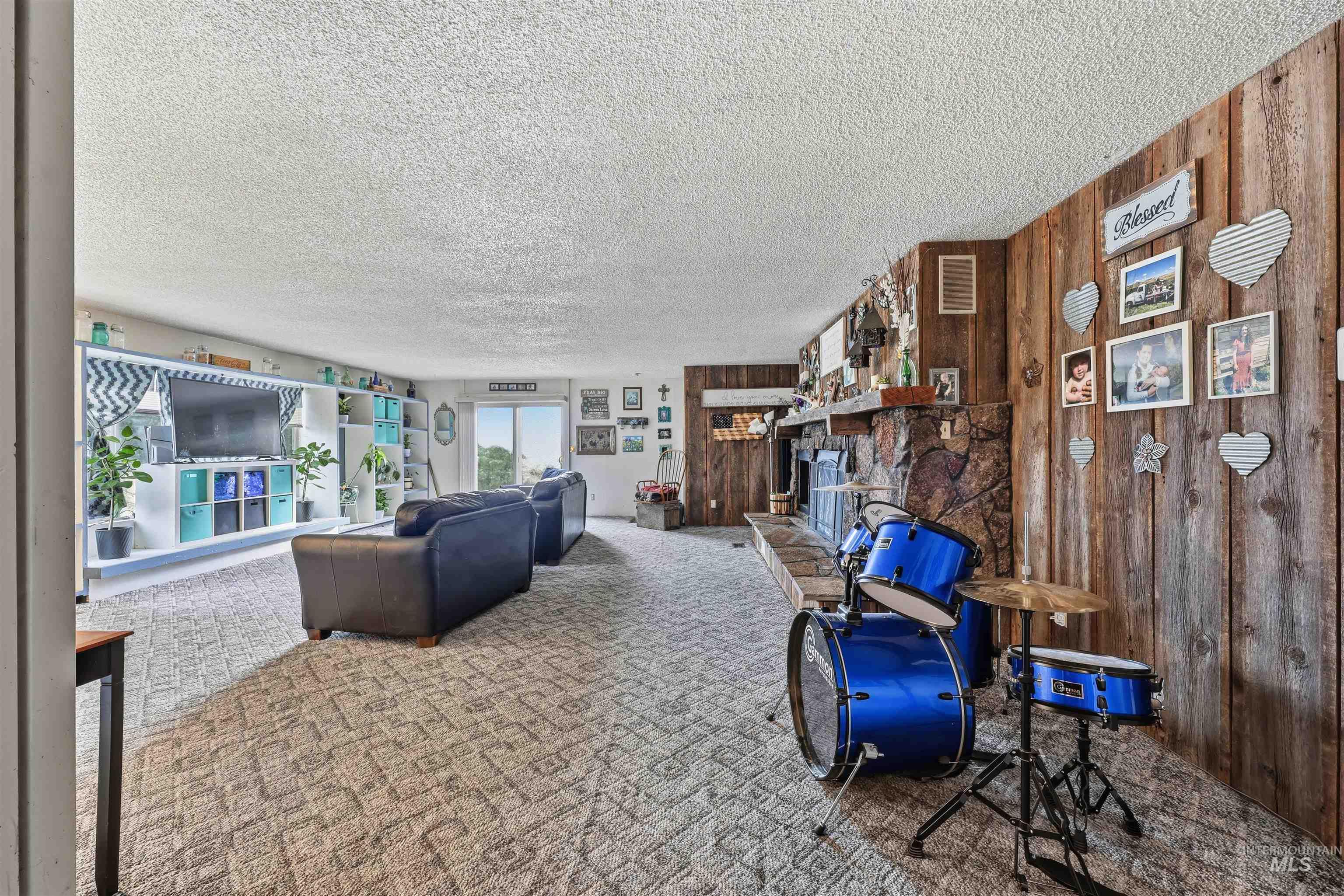 30327 Hexon Rd., Parma, Idaho 83660, 3 Bedrooms, 2 Bathrooms, Residential For Sale, Price $411,000, 98988477