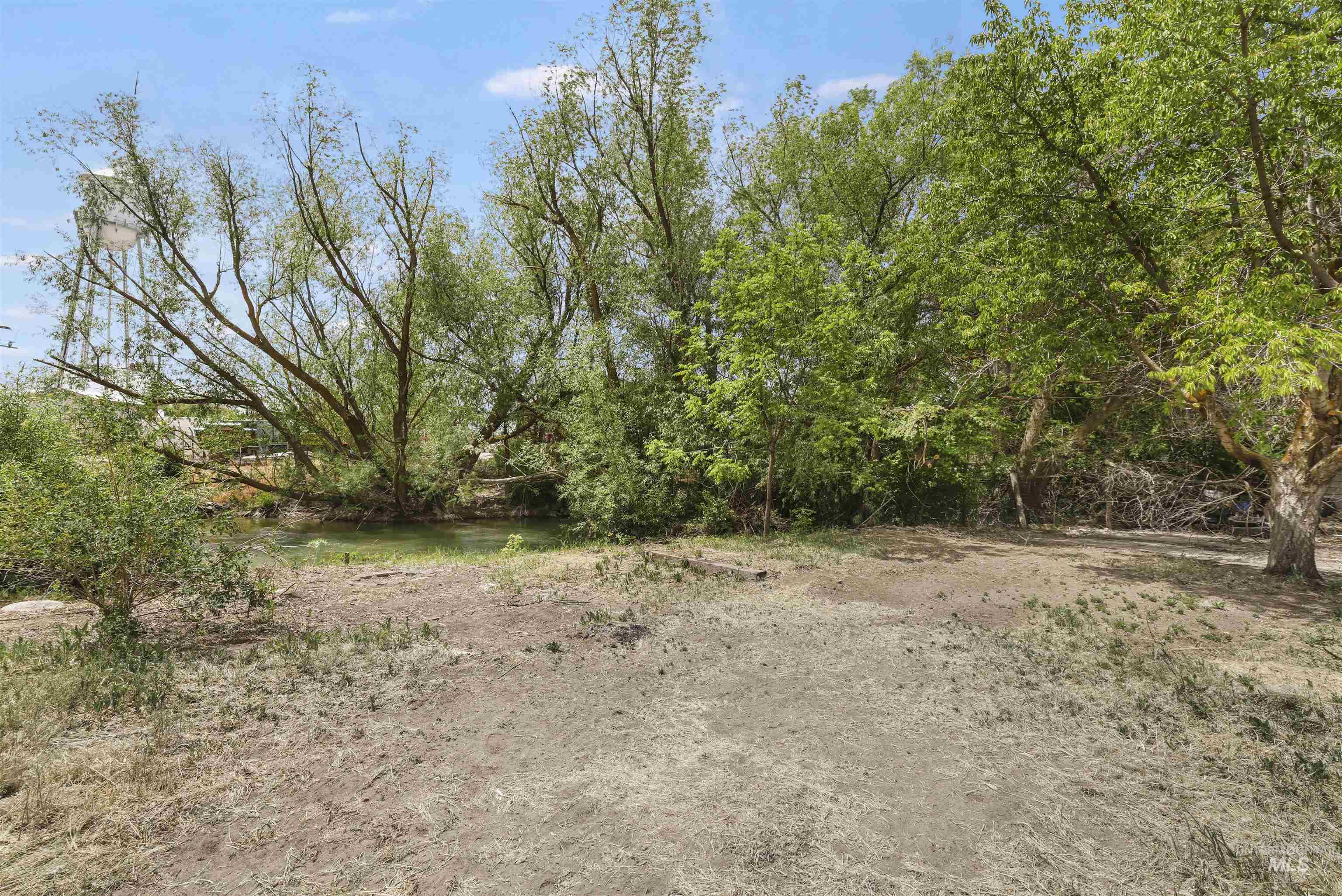 110 E 2nd St, Shoshone, Idaho 83352, 3 Bedrooms, 1 Bathroom, Residential For Sale, Price $175,000,MLS 98988479