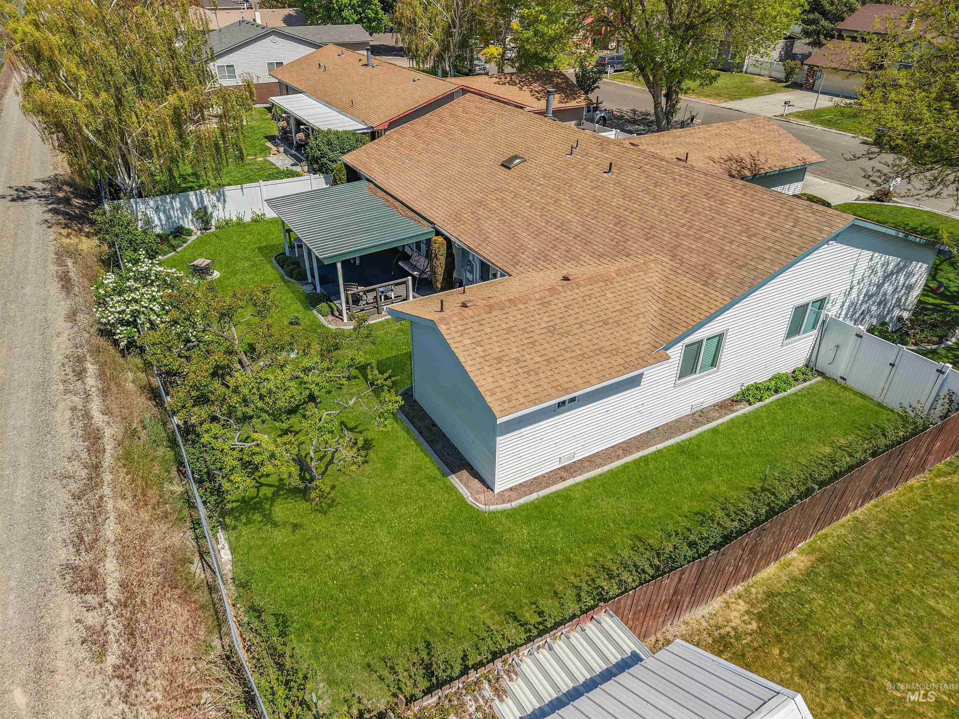 2834 Fairmont Dr., Burley, Idaho 83318, 4 Bedrooms, 3 Bathrooms, Residential For Sale, Price $375,000, 98988480