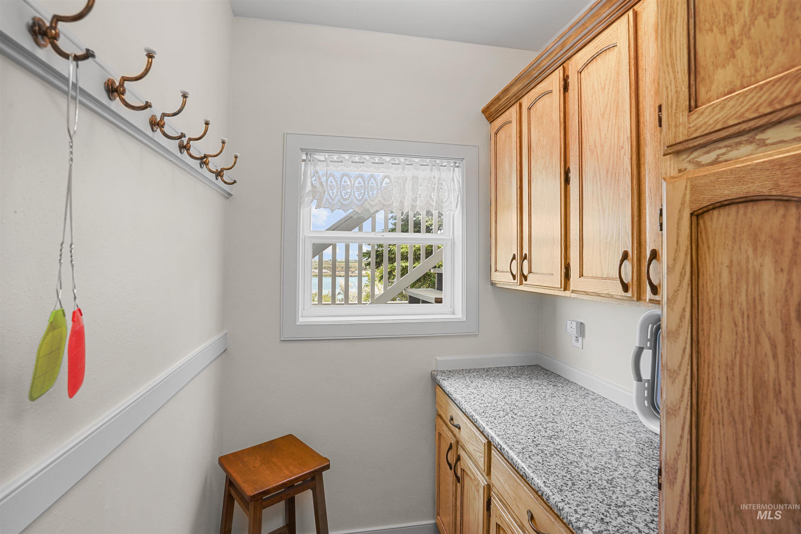 462 E Highway 81, Burley, Idaho 83318, 4 Bedrooms, 3 Bathrooms, Residential For Sale, Price $700,000,MLS 98988481
