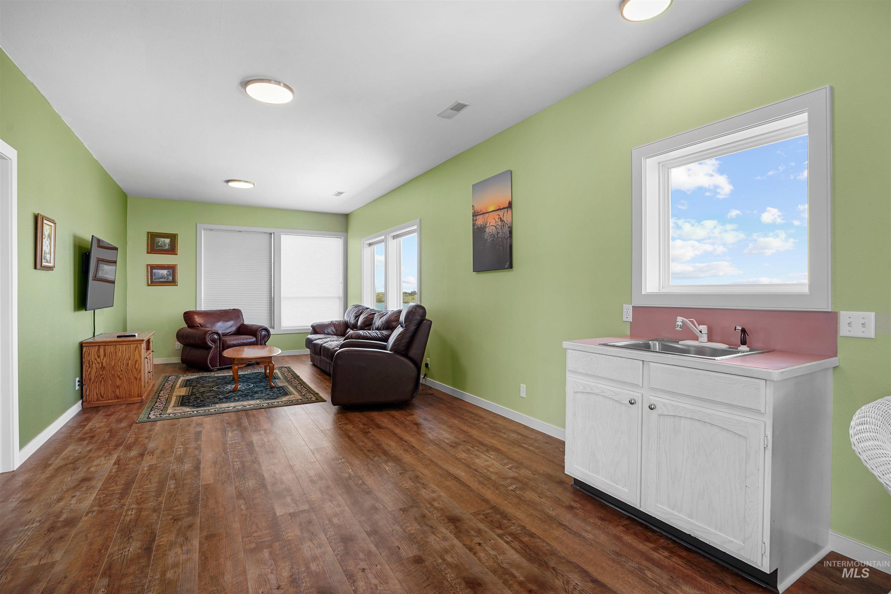 462 E Highway 81, Burley, Idaho 83318, 4 Bedrooms, 3 Bathrooms, Residential For Sale, Price $700,000,MLS 98988481