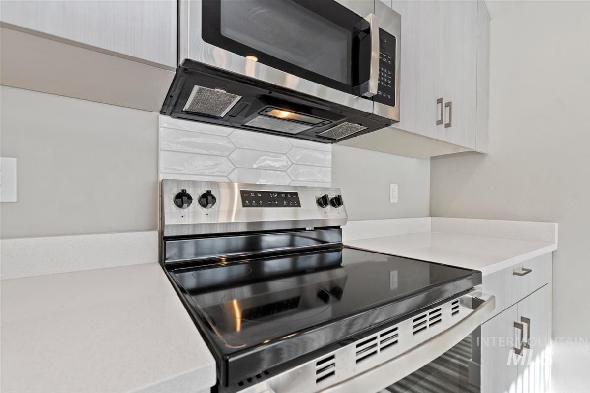 2773 W Palouse St, Boise, Idaho 83705, 3 Bedrooms, 2.5 Bathrooms, Residential For Sale, Price $469,999, 98988486