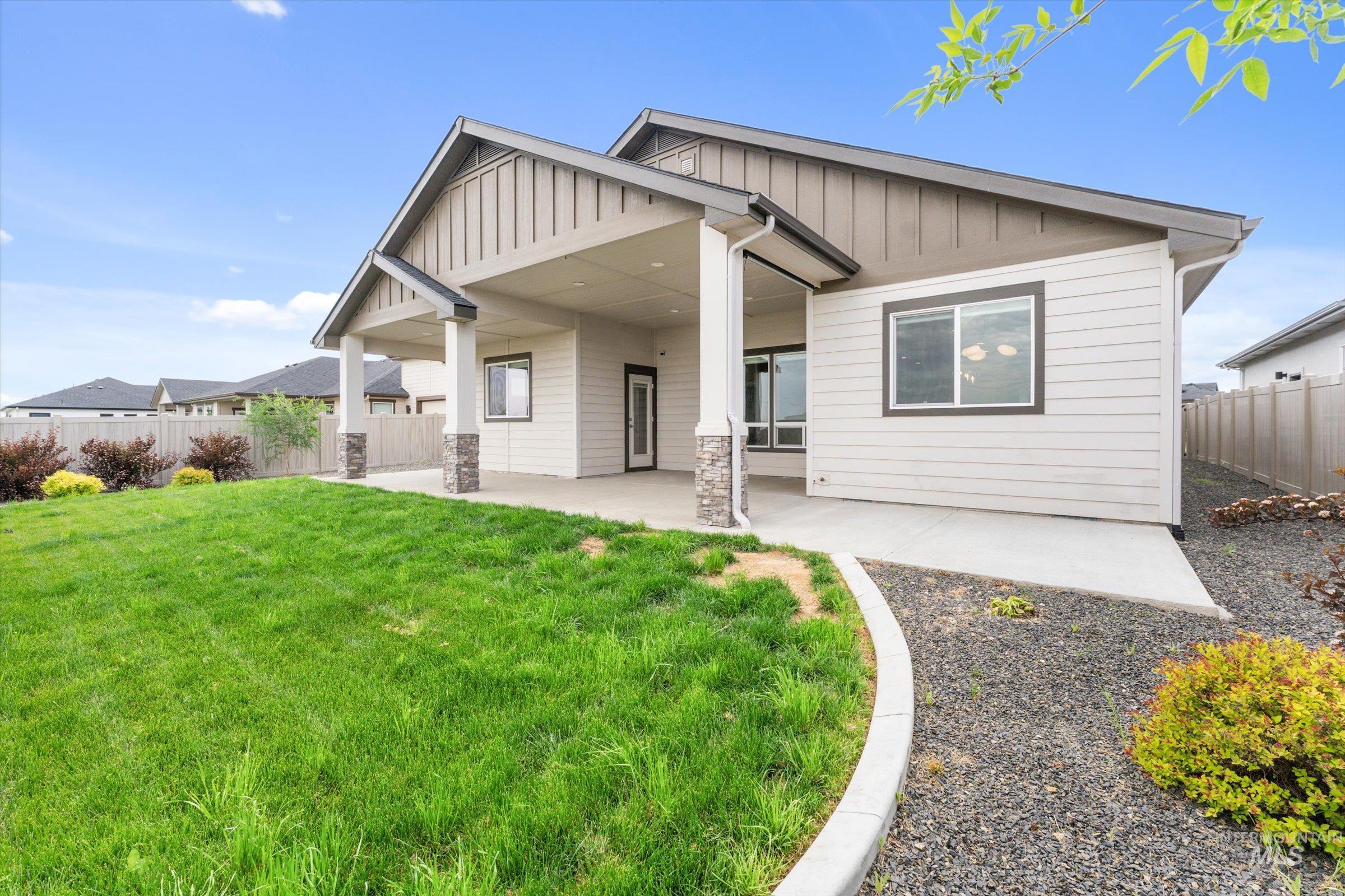 2094 W Ibis Dr, Nampa, Idaho 83686, 3 Bedrooms, 2 Bathrooms, Residential For Sale, Price $649,990,MLS 98988487