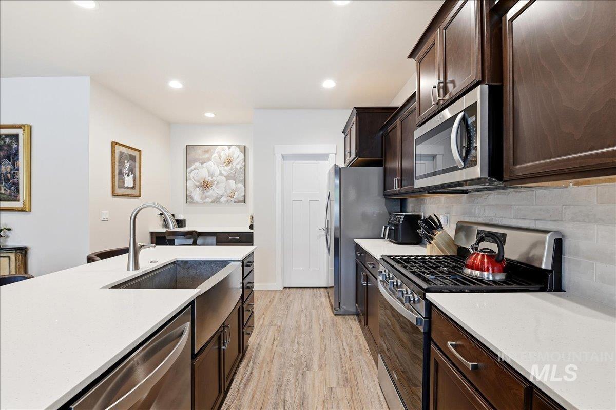 2559 W Sage Ridge Ln, Meridian, Idaho 83646, 3 Bedrooms, 2 Bathrooms, Residential For Sale, Price $424,999, 98988489