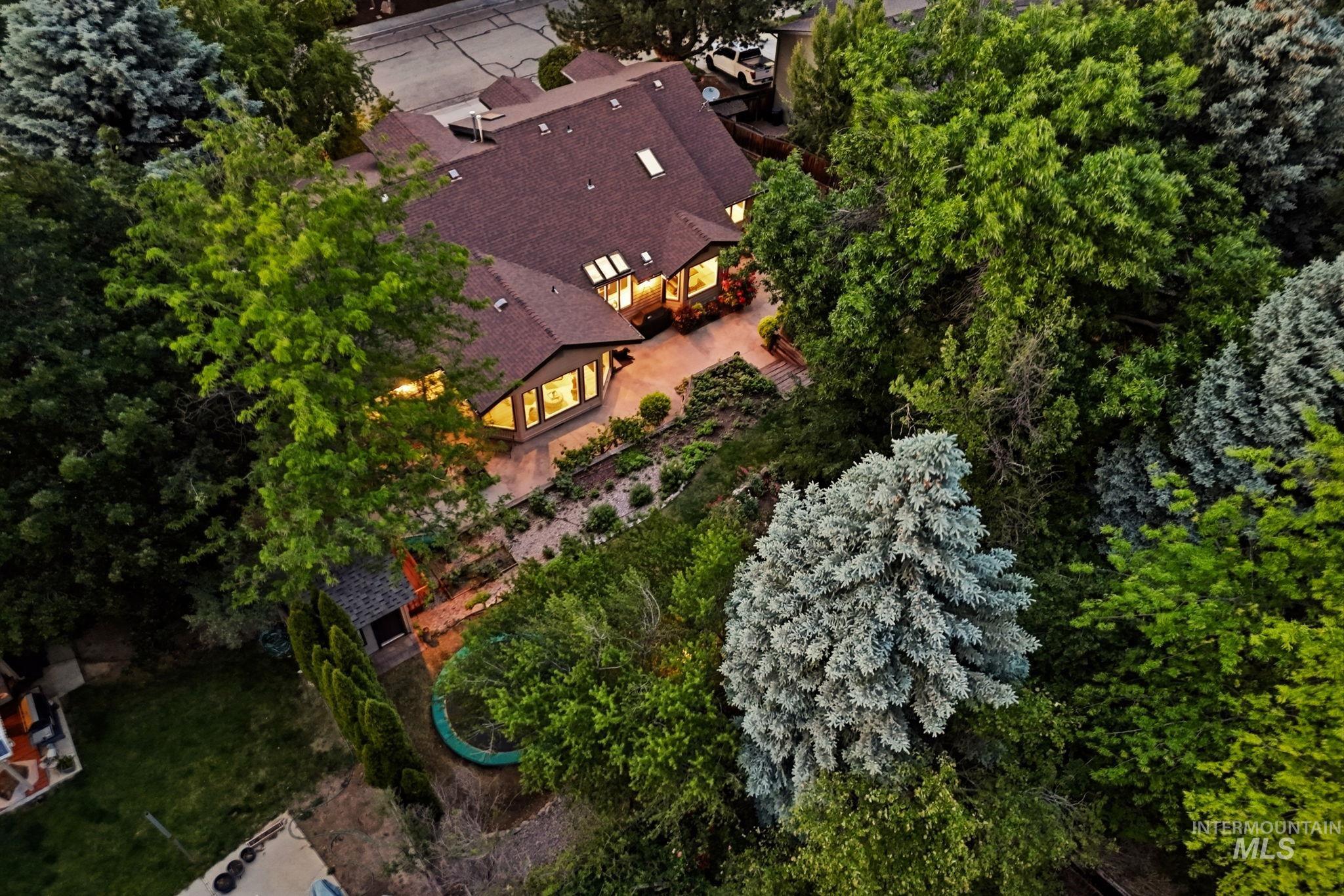1103 E Harcourt Dr, Boise, Idaho 83702, 4 Bedrooms, 3.5 Bathrooms, Residential For Sale, Price $1,620,000,MLS 98988491