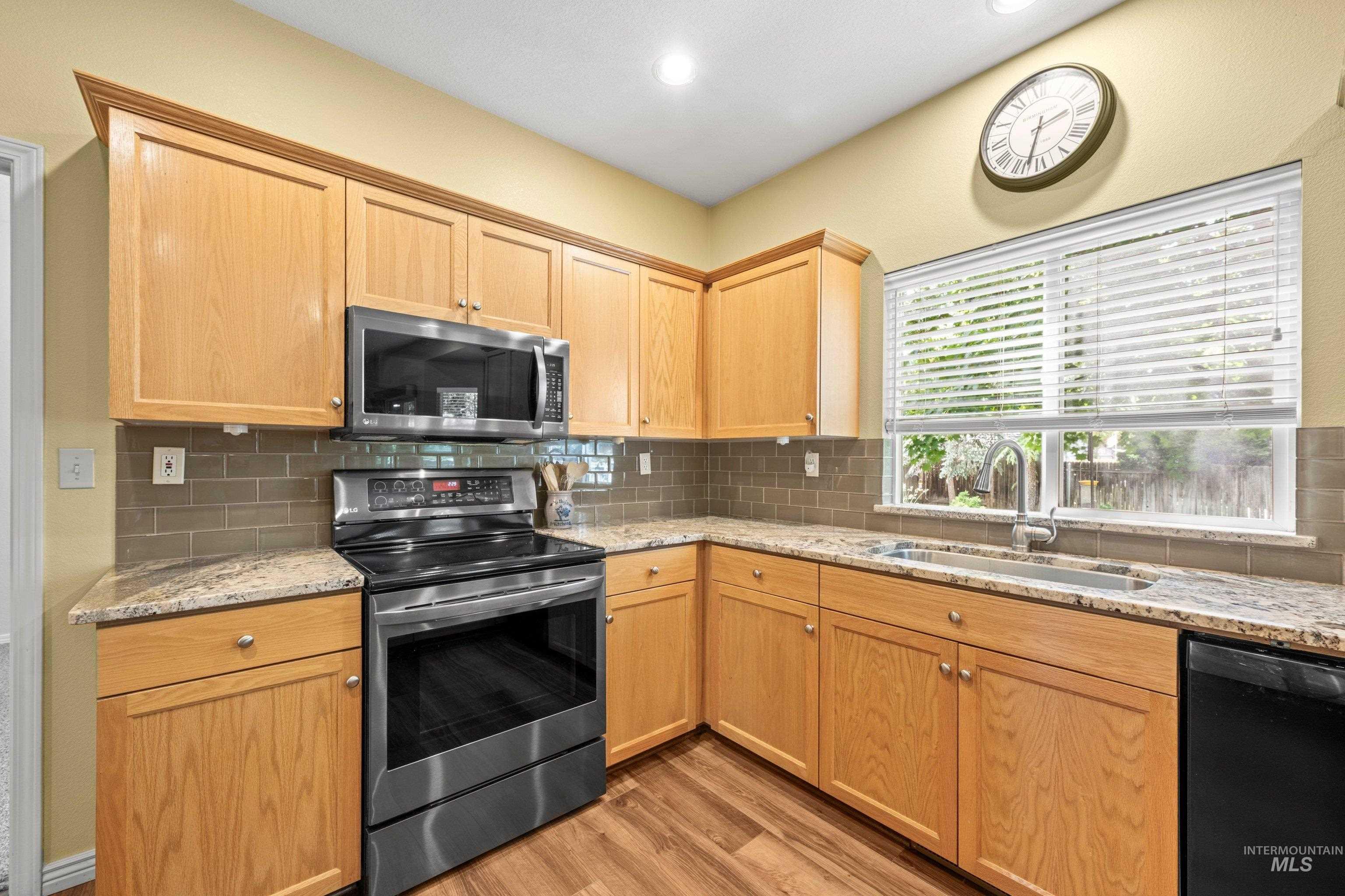 4899 N Maidstone Pl, Boise, Idaho 83713, 4 Bedrooms, 2.5 Bathrooms, Residential For Sale, Price $570,000,MLS 98988495