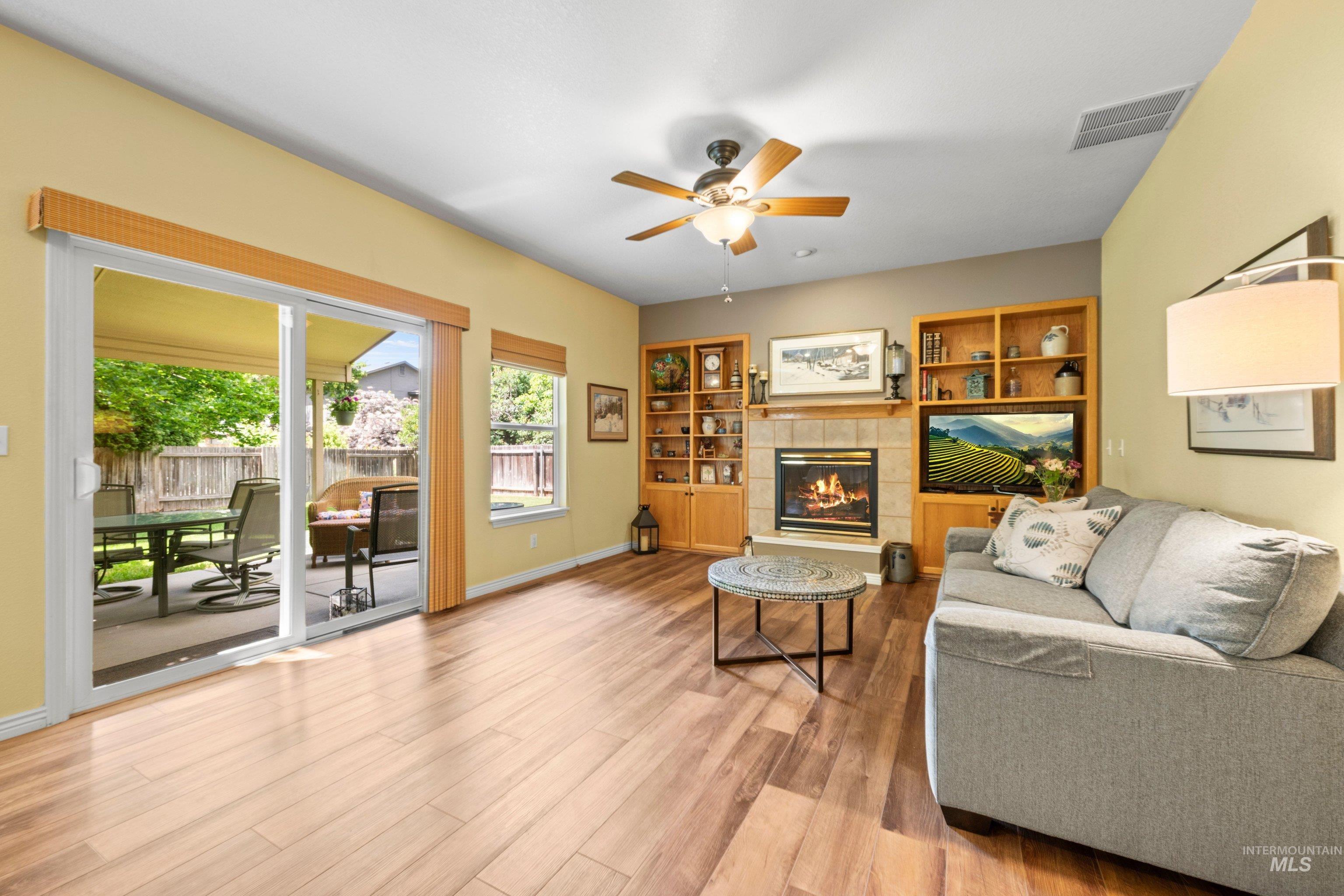 4899 N Maidstone Pl, Boise, Idaho 83713, 4 Bedrooms, 2.5 Bathrooms, Residential For Sale, Price $570,000,MLS 98988495