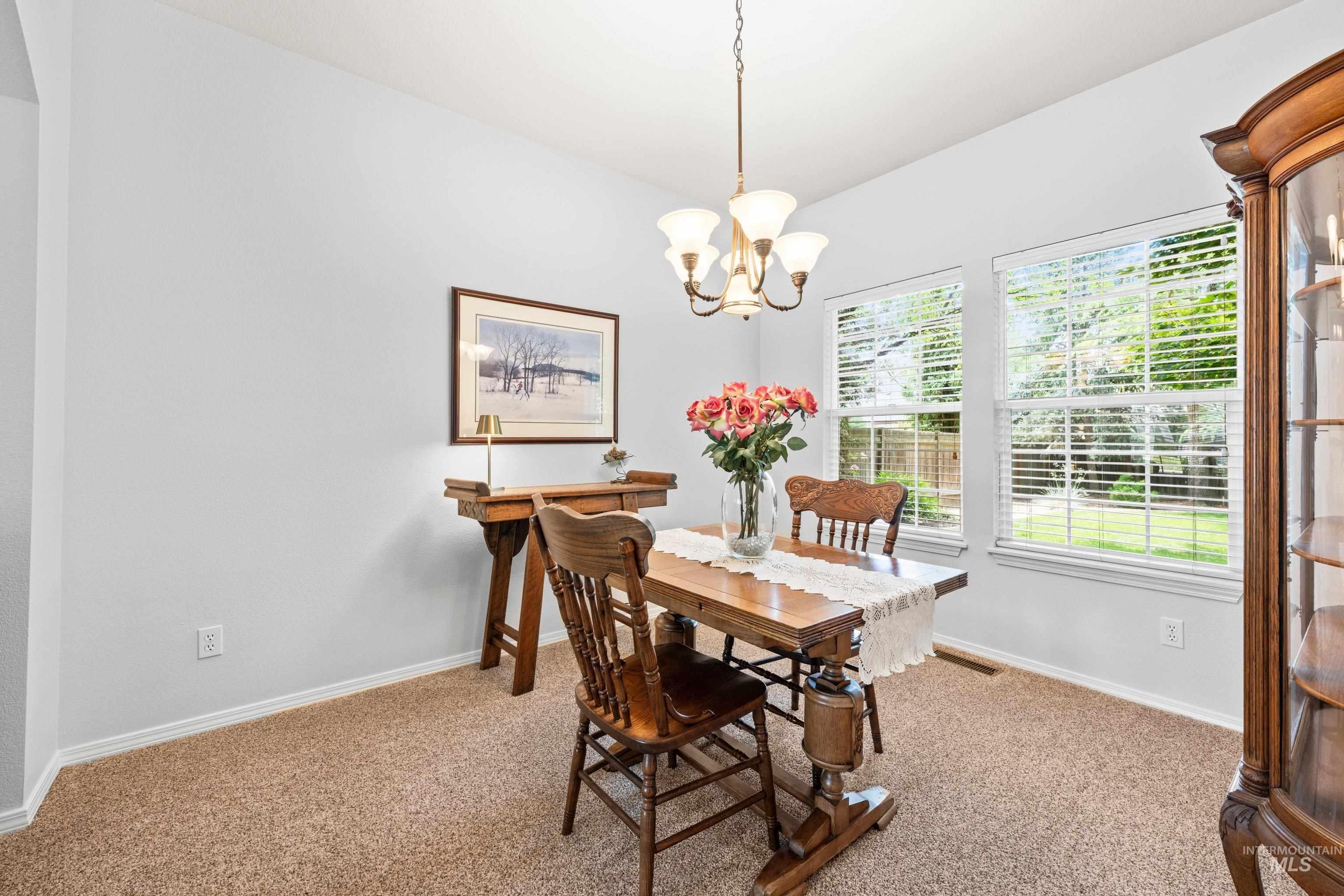 4899 N Maidstone Pl, Boise, Idaho 83713, 4 Bedrooms, 2.5 Bathrooms, Residential For Sale, Price $570,000,MLS 98988495