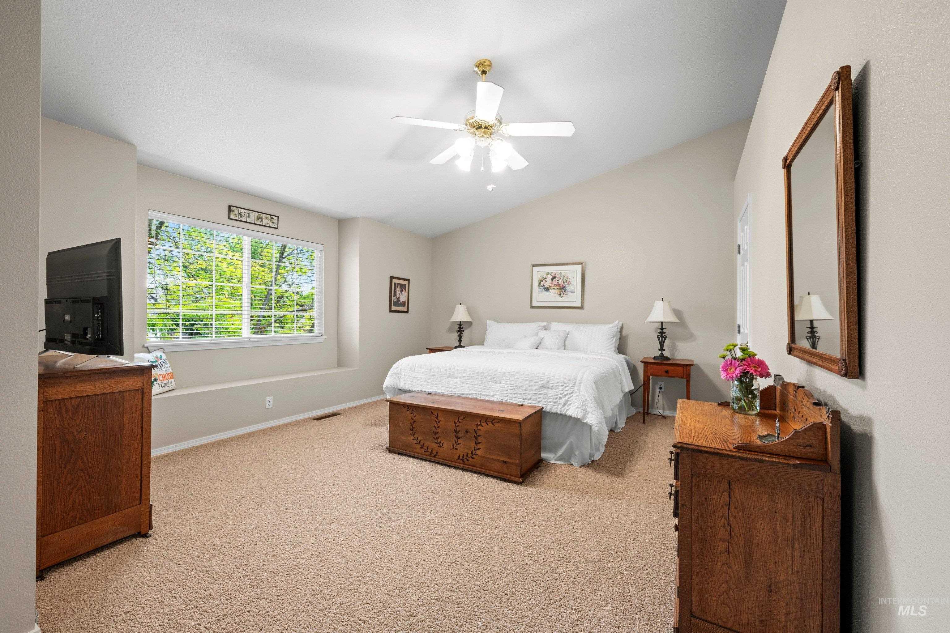 4899 N Maidstone Pl, Boise, Idaho 83713, 4 Bedrooms, 2.5 Bathrooms, Residential For Sale, Price $570,000,MLS 98988495