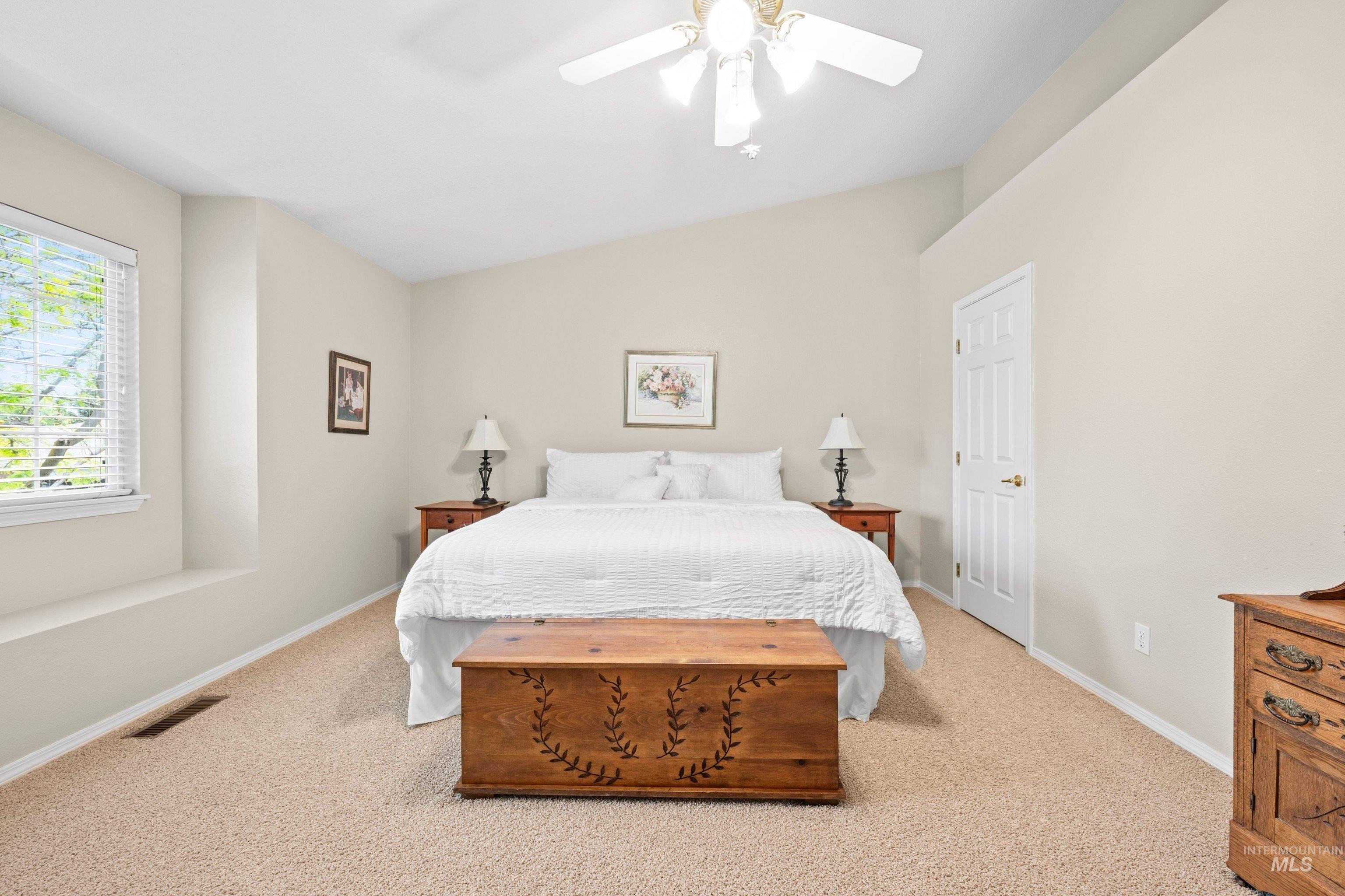 4899 N Maidstone Pl, Boise, Idaho 83713, 4 Bedrooms, 2.5 Bathrooms, Residential For Sale, Price $570,000,MLS 98988495