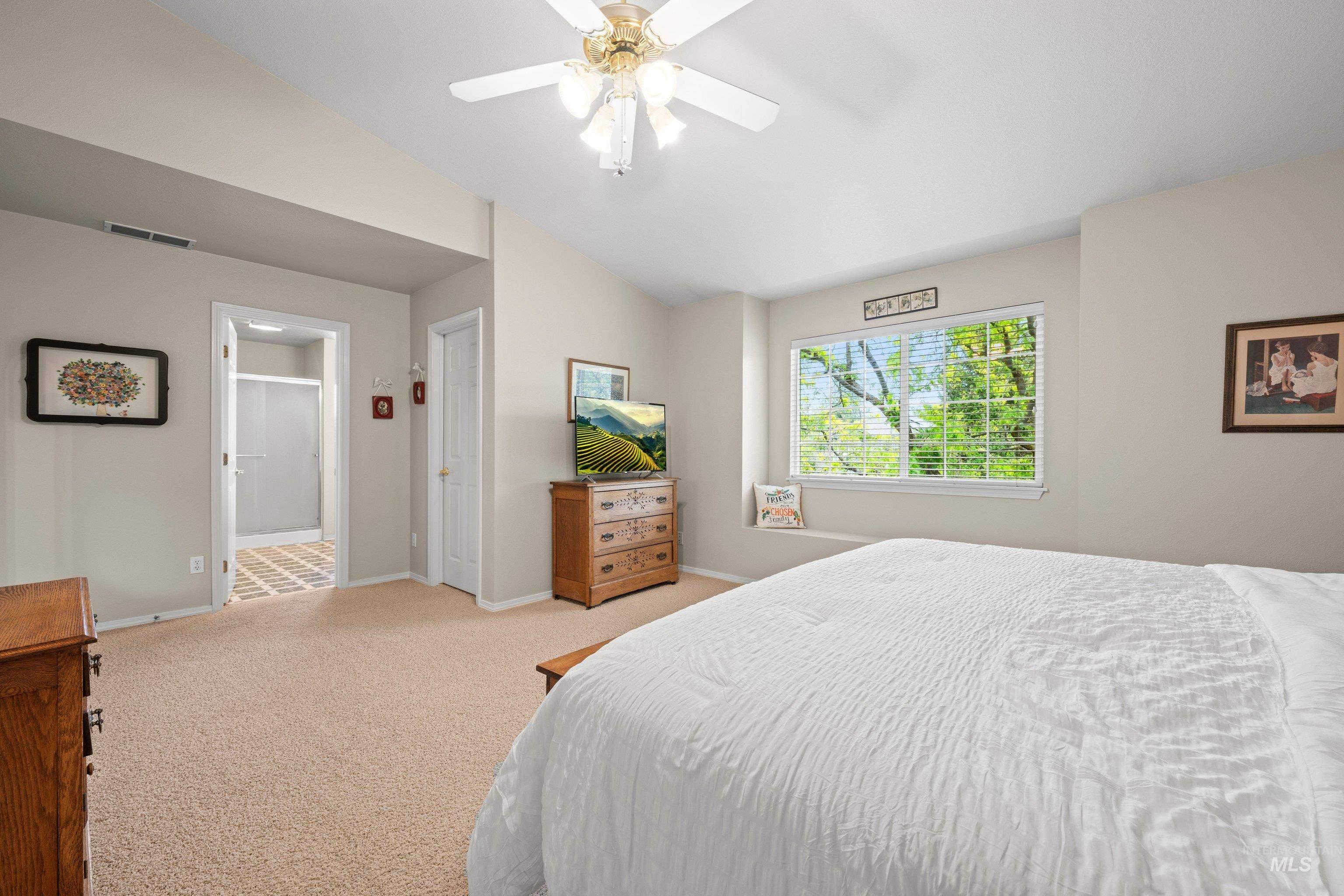 4899 N Maidstone Pl, Boise, Idaho 83713, 4 Bedrooms, 2.5 Bathrooms, Residential For Sale, Price $570,000,MLS 98988495