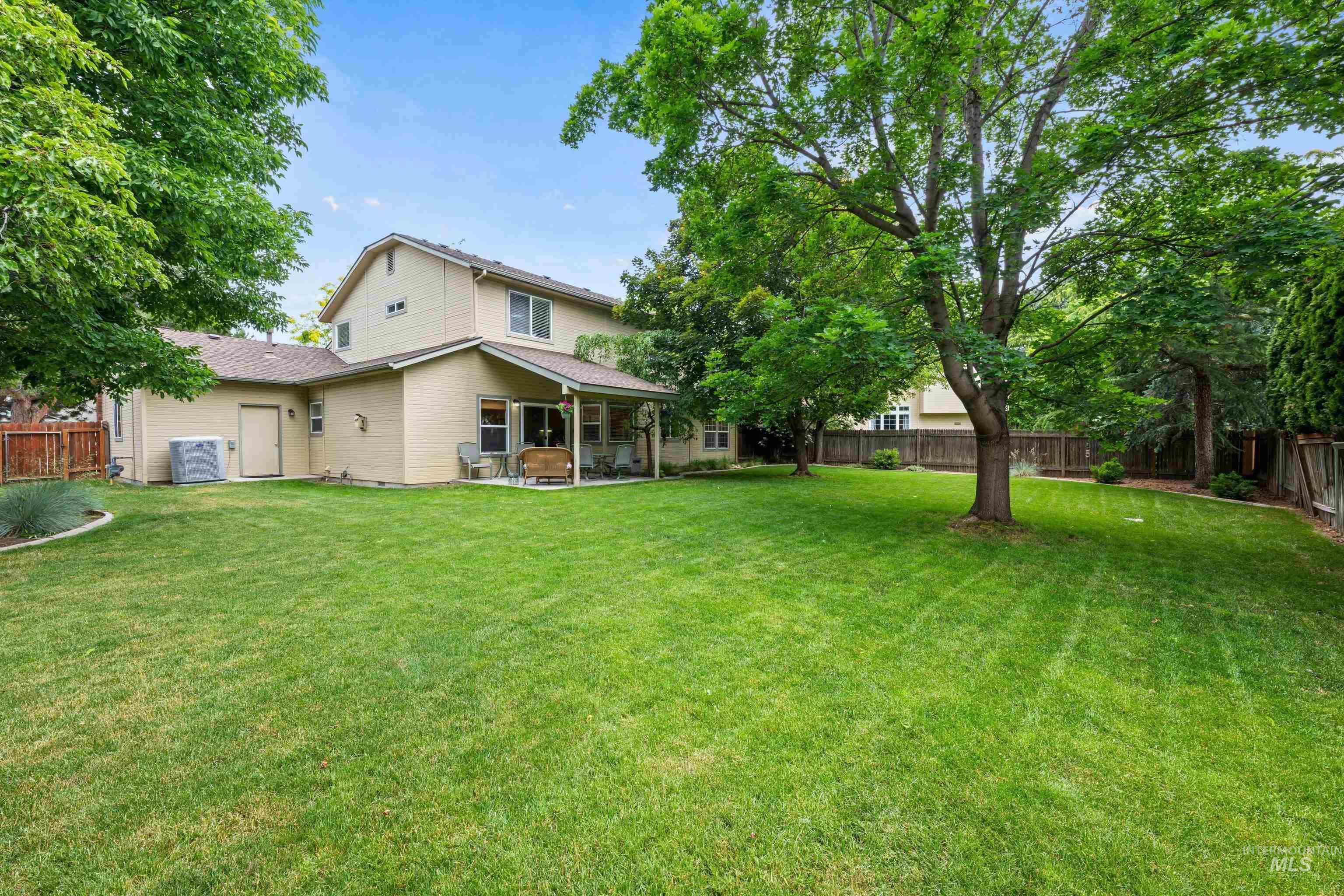 4899 N Maidstone Pl, Boise, Idaho 83713, 4 Bedrooms, 2.5 Bathrooms, Residential For Sale, Price $570,000,MLS 98988495